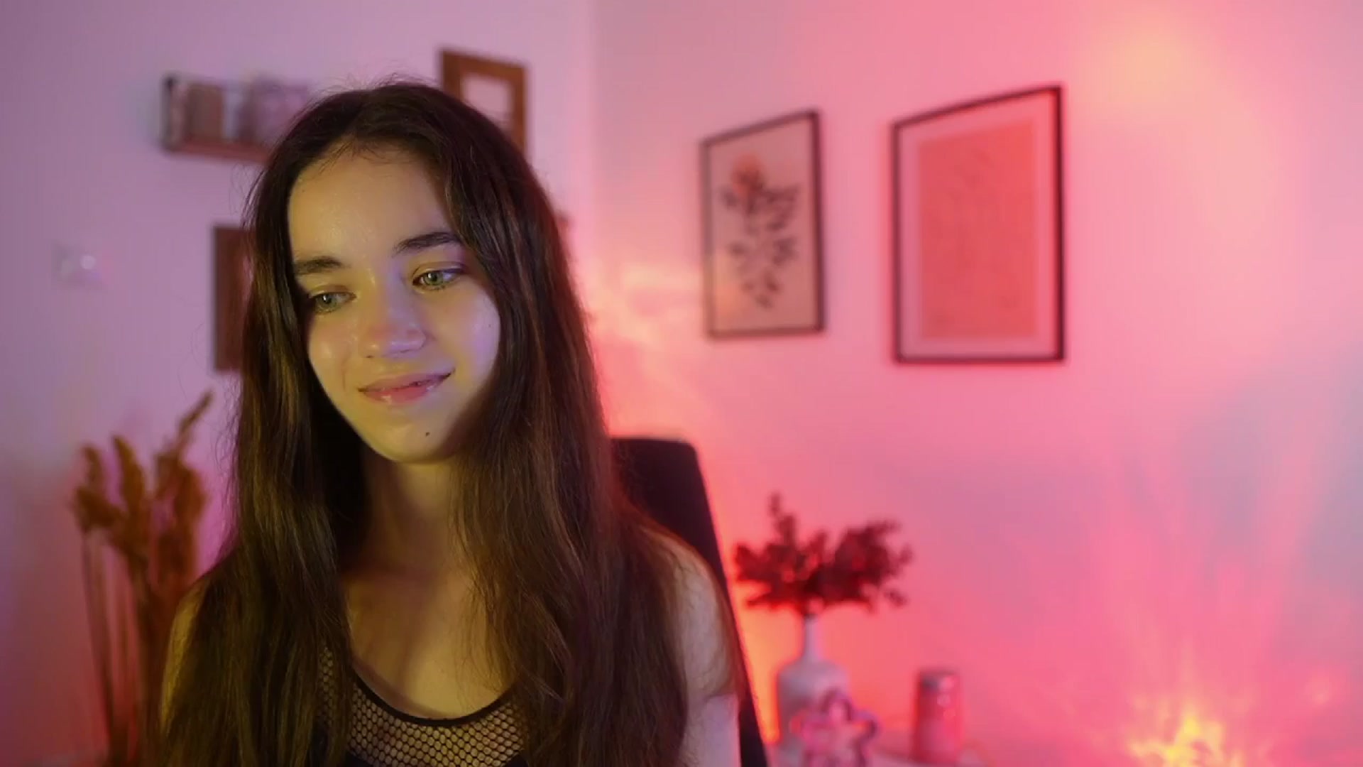 Gallery image thumbnail from Gia_Paige18's myfreecams stream on, 09/14/2025, 15:47 image 5 of 20