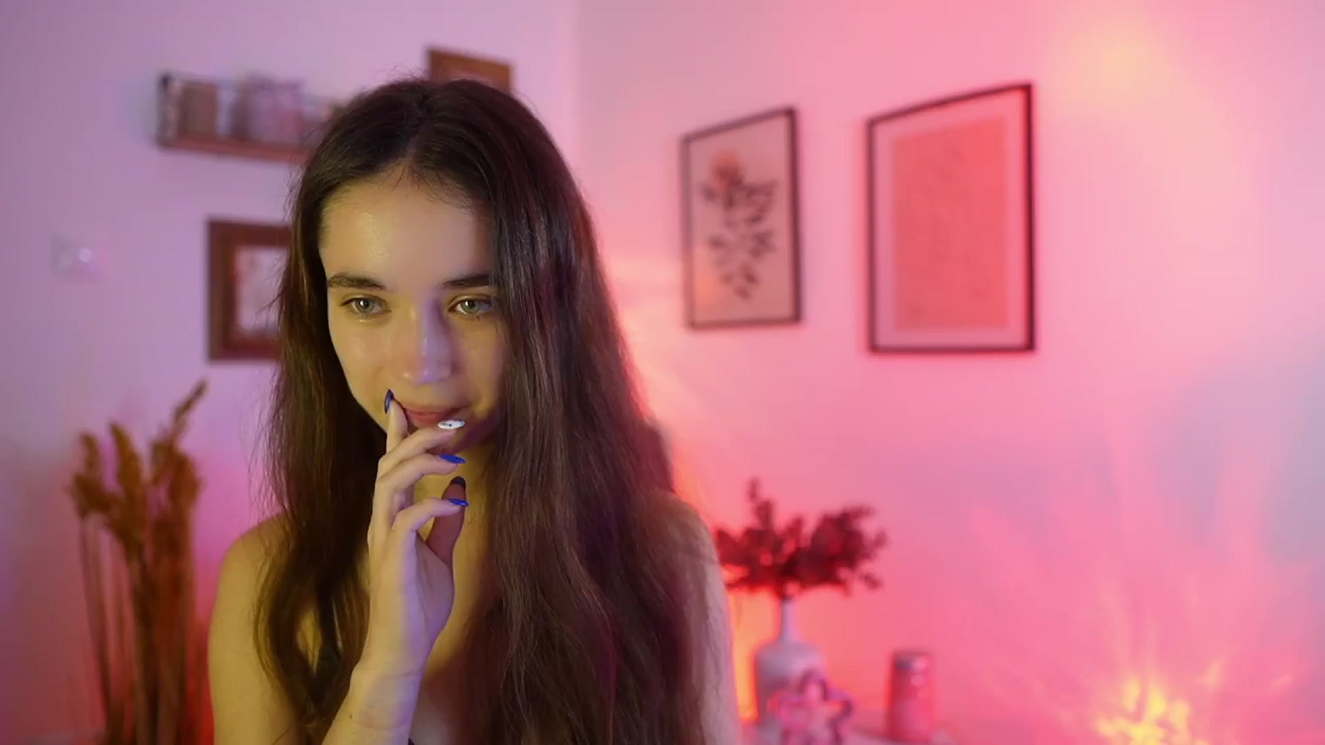Gallery image thumbnail from Gia_Paige18's myfreecams stream on, 09/14/2025, 17:58 image 11 of 20
