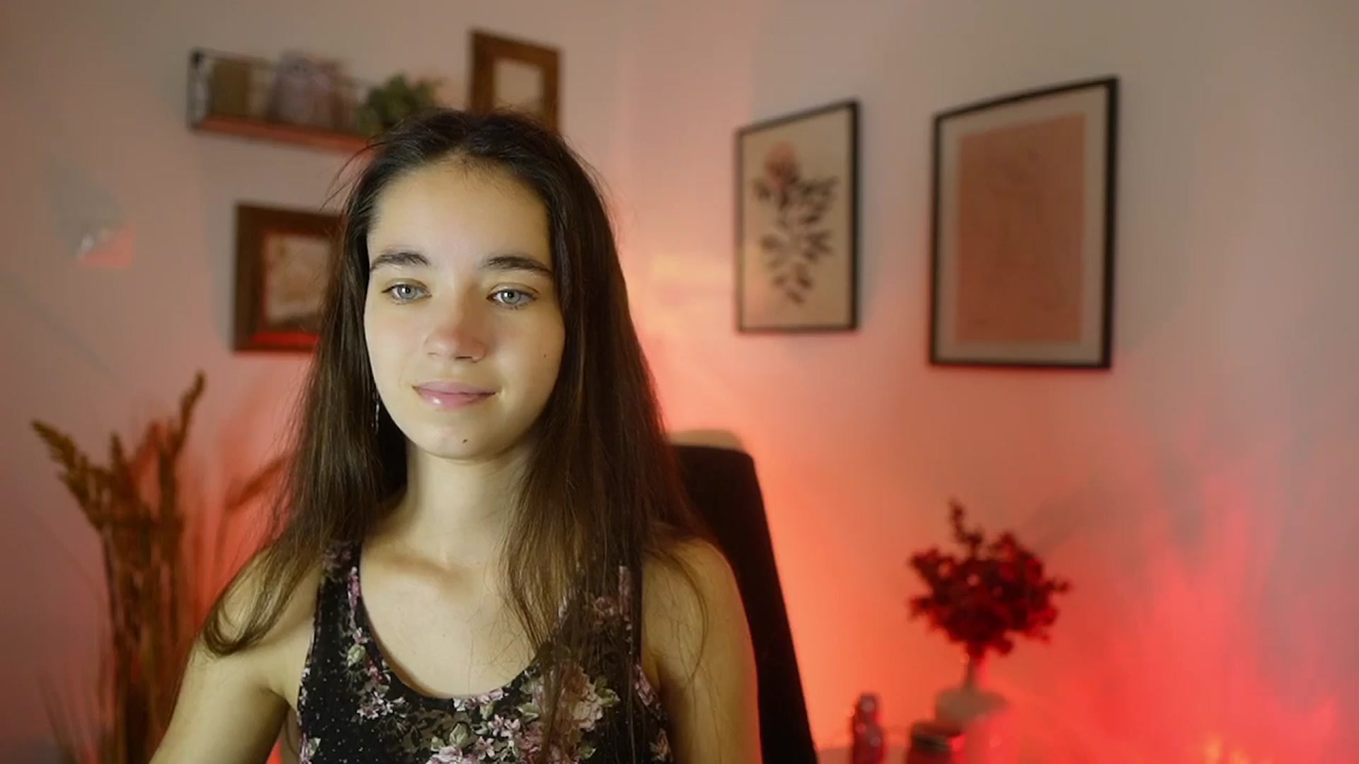 Gallery image thumbnail from Gia_Paige18's myfreecams stream on, 09/16/2025, 11:01 image 6 of 20