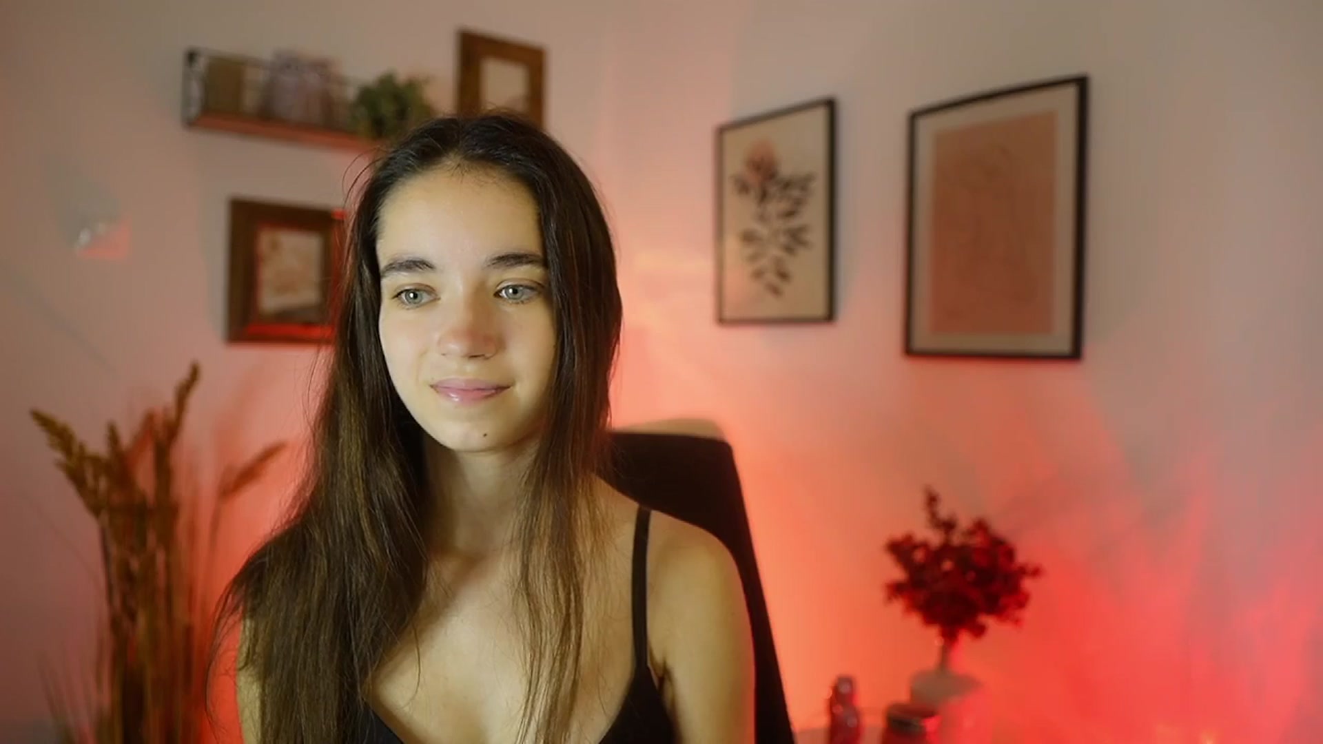 Gallery image thumbnail from Gia_Paige18's myfreecams stream on, 09/16/2025, 11:01 image 11 of 20