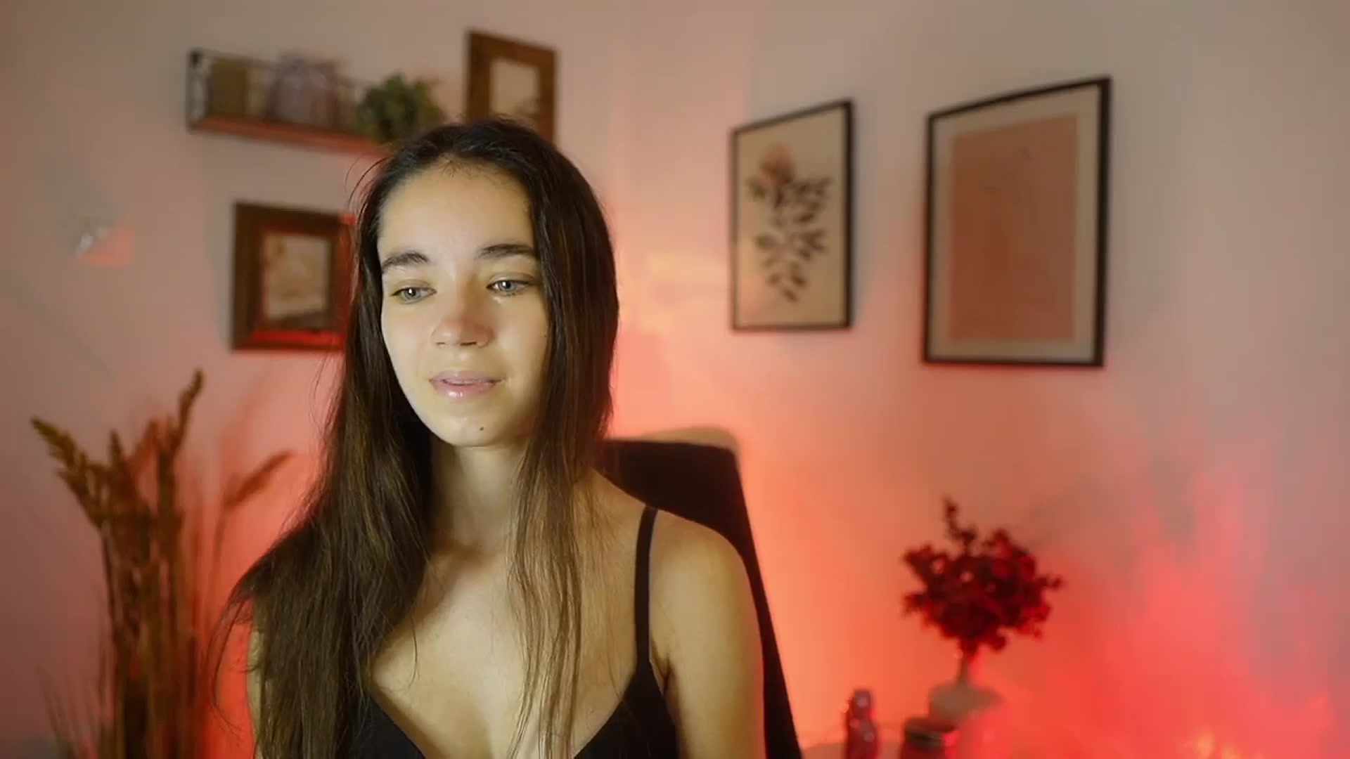 Gallery image thumbnail from Gia_Paige18's myfreecams stream on, 09/16/2025, 11:01 image 10 of 20