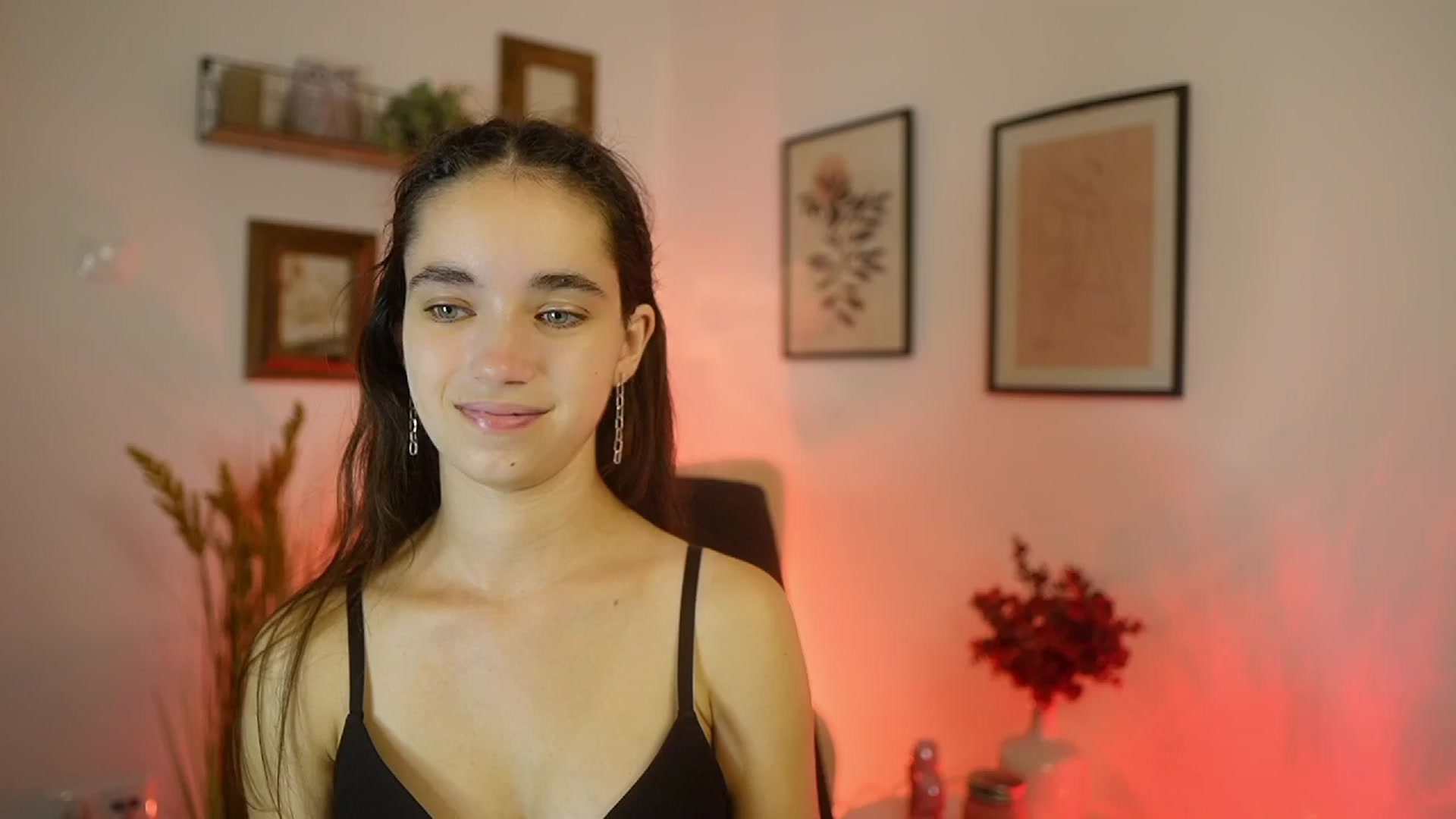 Gallery image thumbnail from Gia_Paige18's myfreecams stream on, 09/17/2025, 13:48 image 16 of 20