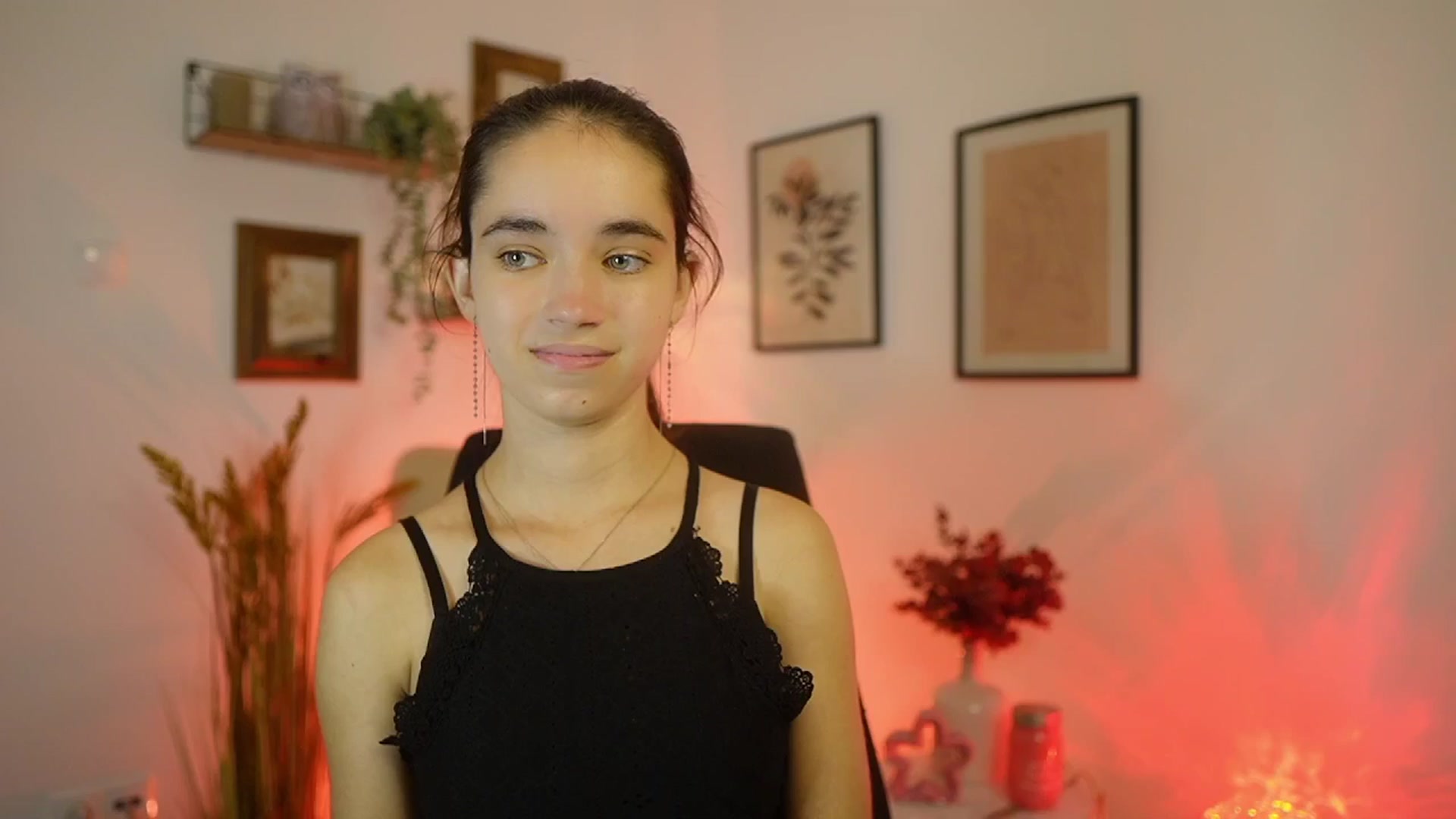 Gallery image thumbnail from Gia_Paige18's myfreecams stream on, 09/18/2025, 15:49 image 17 of 20