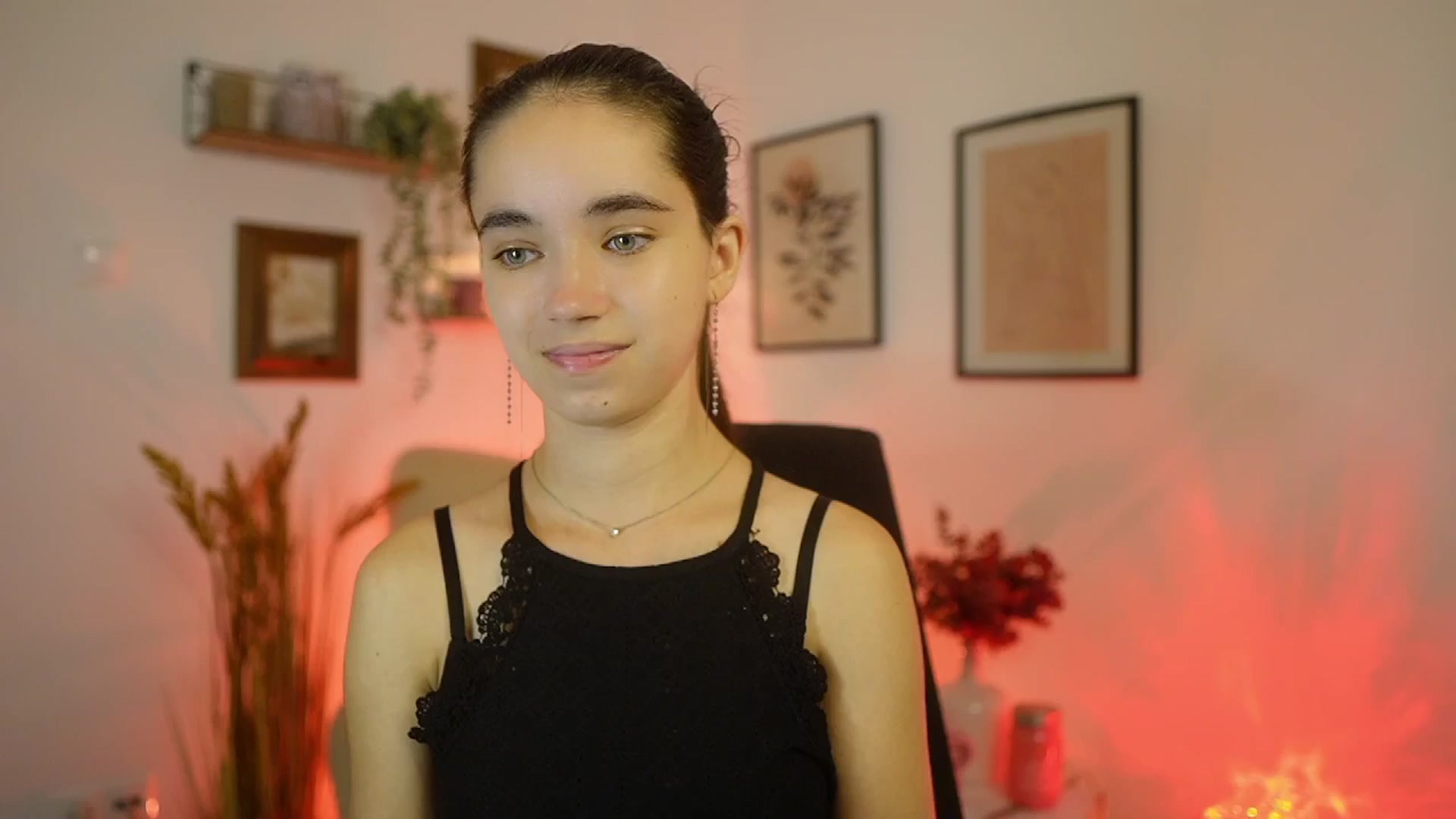 Gallery image thumbnail from Gia_Paige18's myfreecams stream on, 09/18/2025, 15:49 image 5 of 20