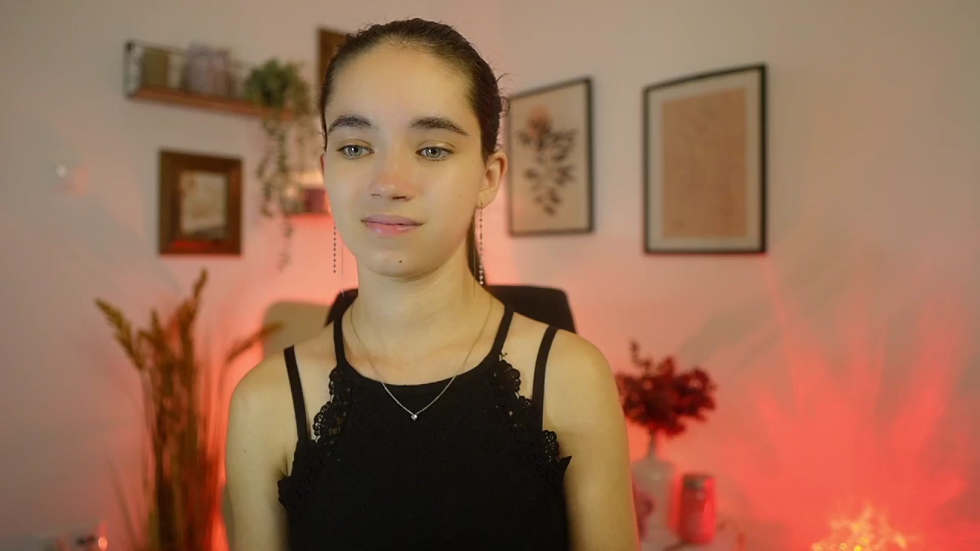Gallery image thumbnail from Gia_Paige18's myfreecams stream on, 09/18/2025, 15:49 image 2 of 20