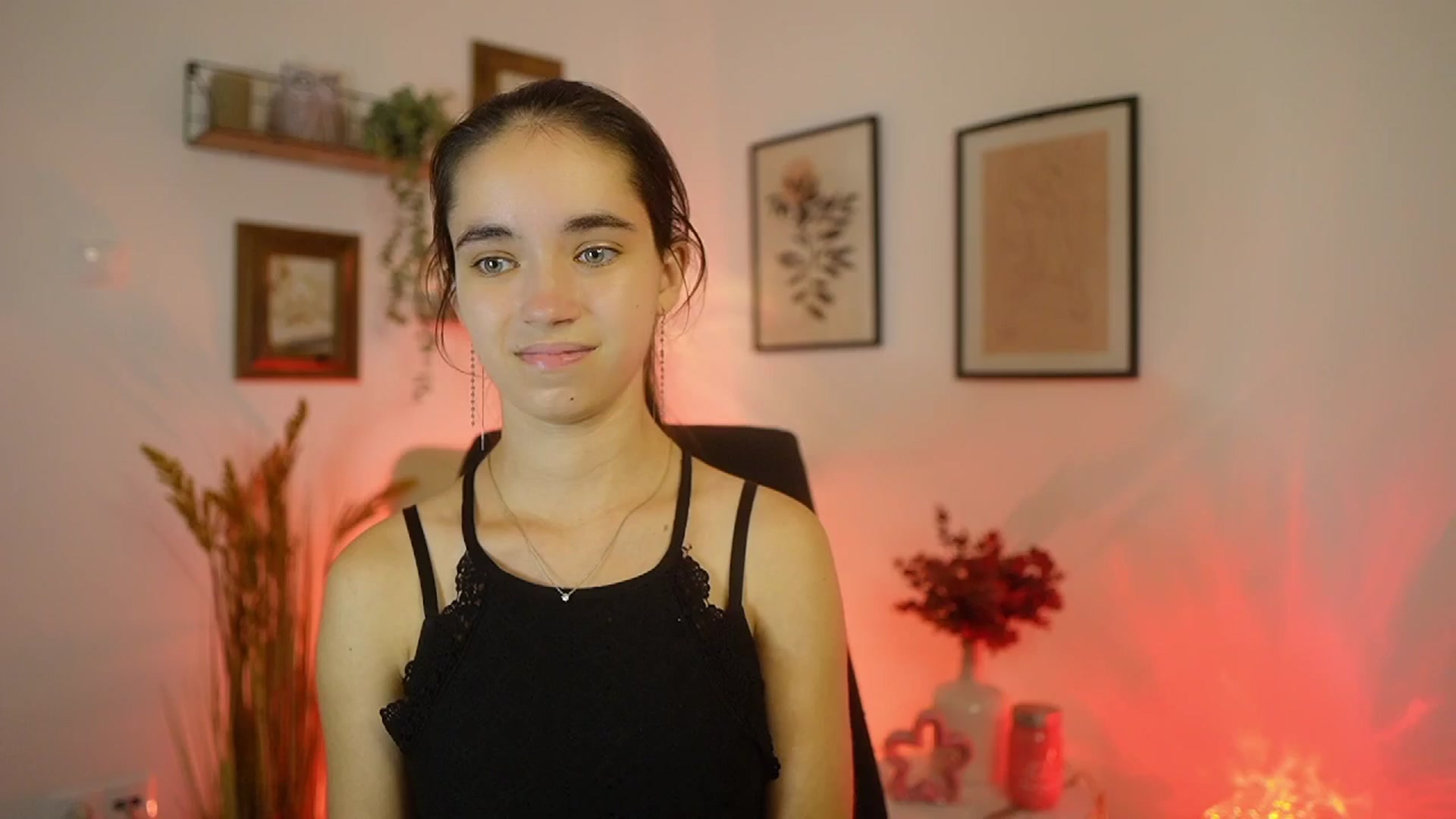 Gallery image thumbnail from Gia_Paige18's myfreecams stream on, 09/18/2025, 17:53 image 2 of 20
