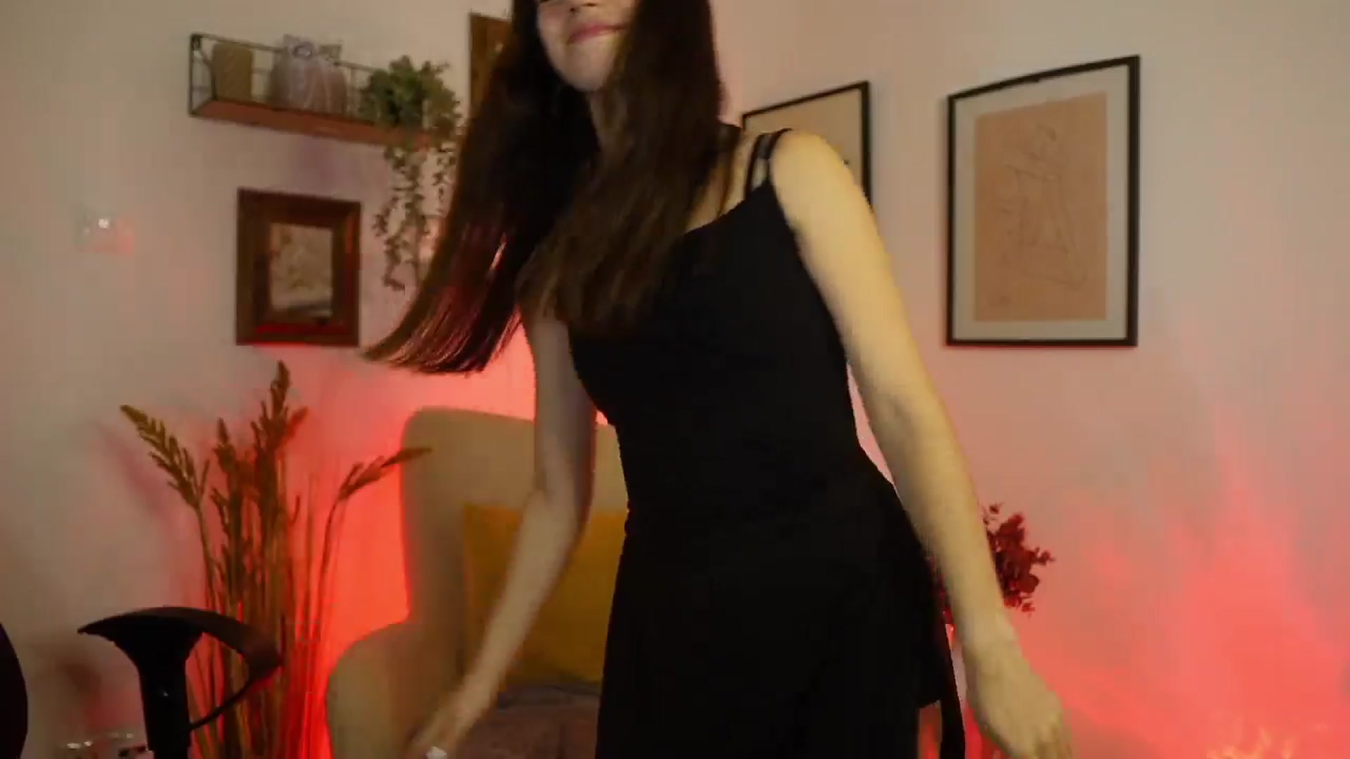 Gallery image thumbnail from Gia_Paige18's myfreecams stream on, 09/25/2025, 17:46 image 16 of 20