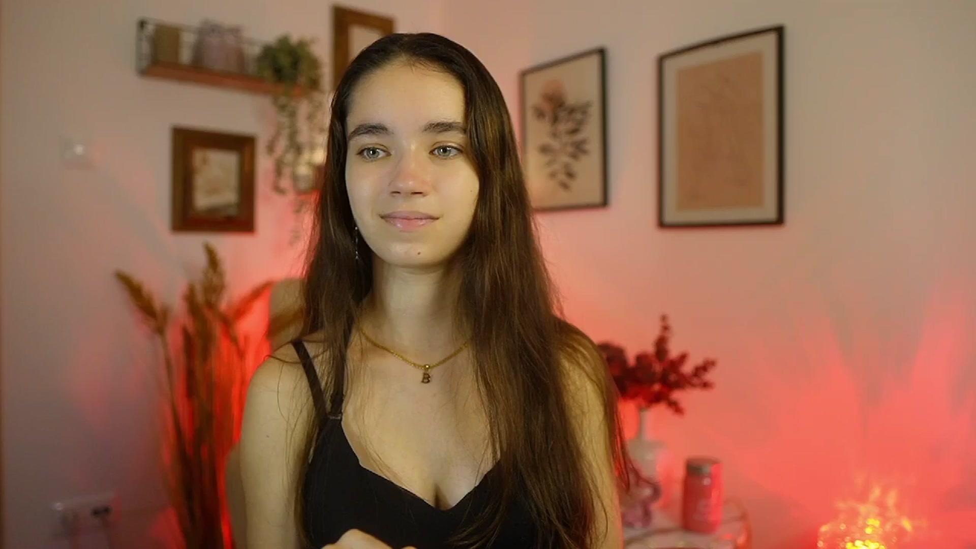 Gallery image thumbnail from Gia_Paige18's myfreecams stream on, 09/28/2025, 08:44 image 20 of 20