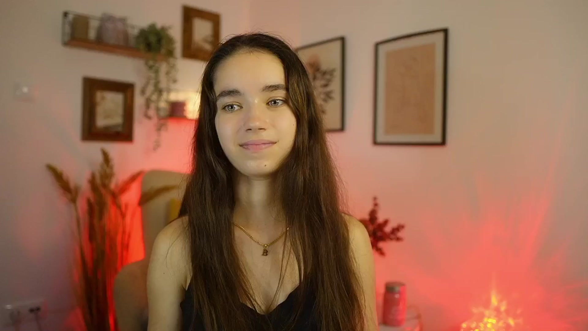 Gallery image thumbnail from Gia_Paige18's myfreecams stream on, 09/28/2025, 10:54 image 11 of 20
