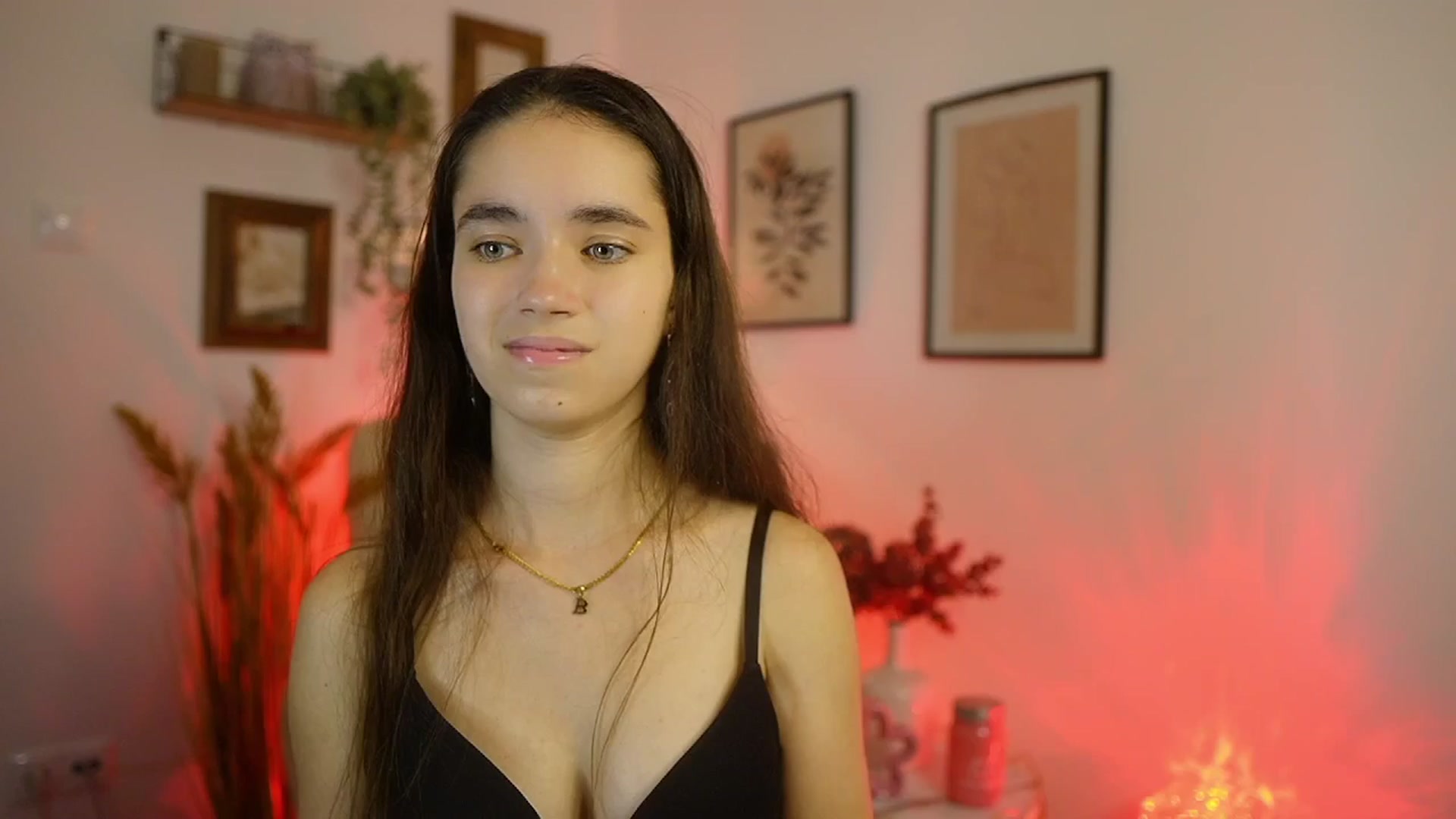 Gallery image thumbnail from Gia_Paige18's myfreecams stream on, 09/28/2025, 17:50 image 4 of 20