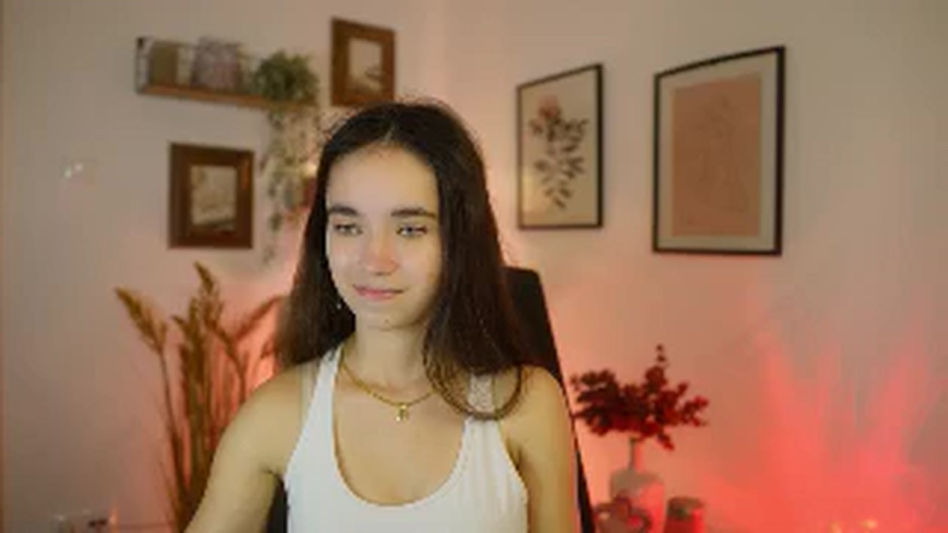 Gallery image thumbnail from Gia_Paige18's myfreecams stream on, 10/01/2025, 17:56 image 7 of 20