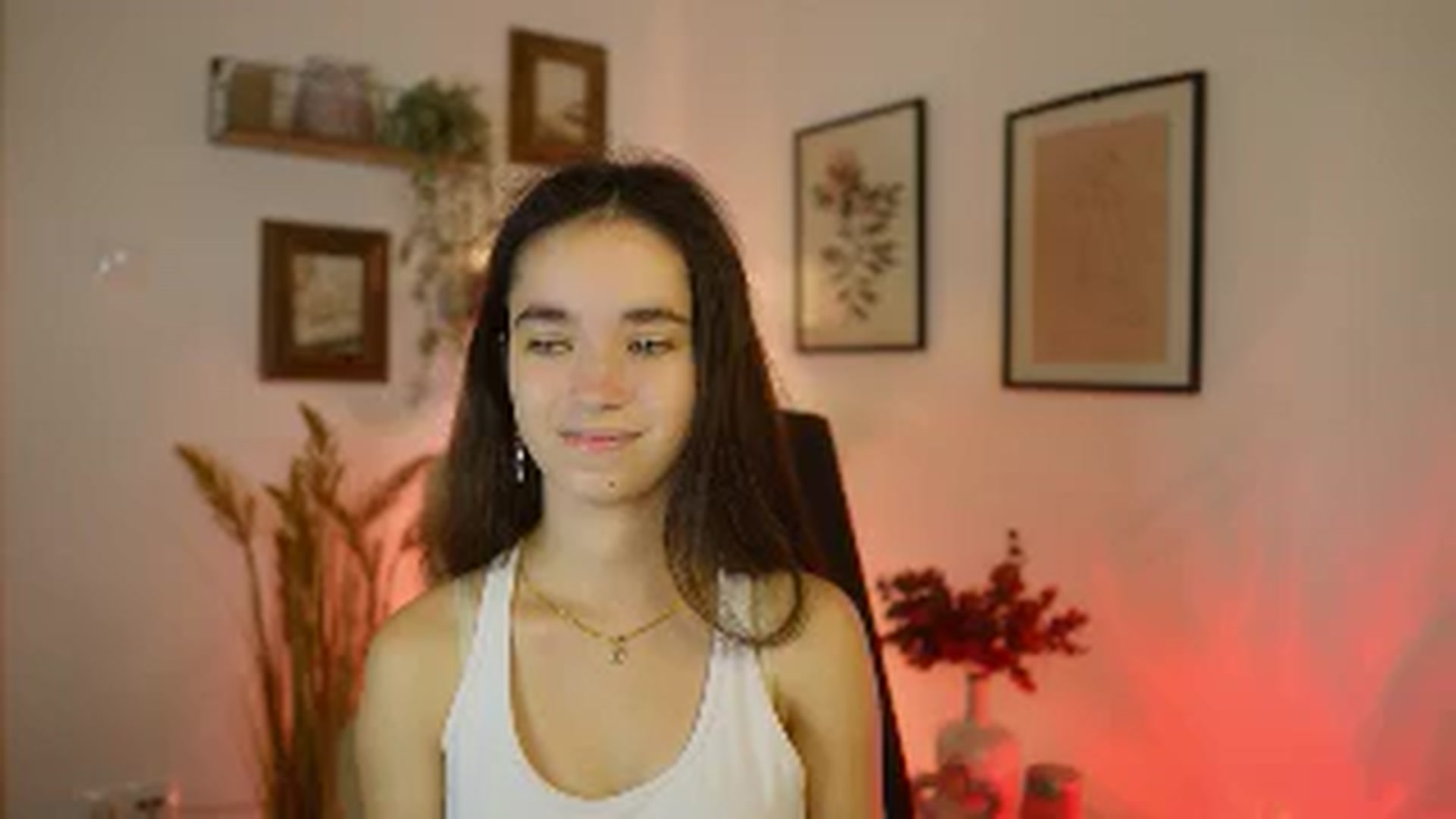 Gallery image thumbnail from Gia_Paige18's myfreecams stream on, 10/01/2025, 17:56 image 6 of 20