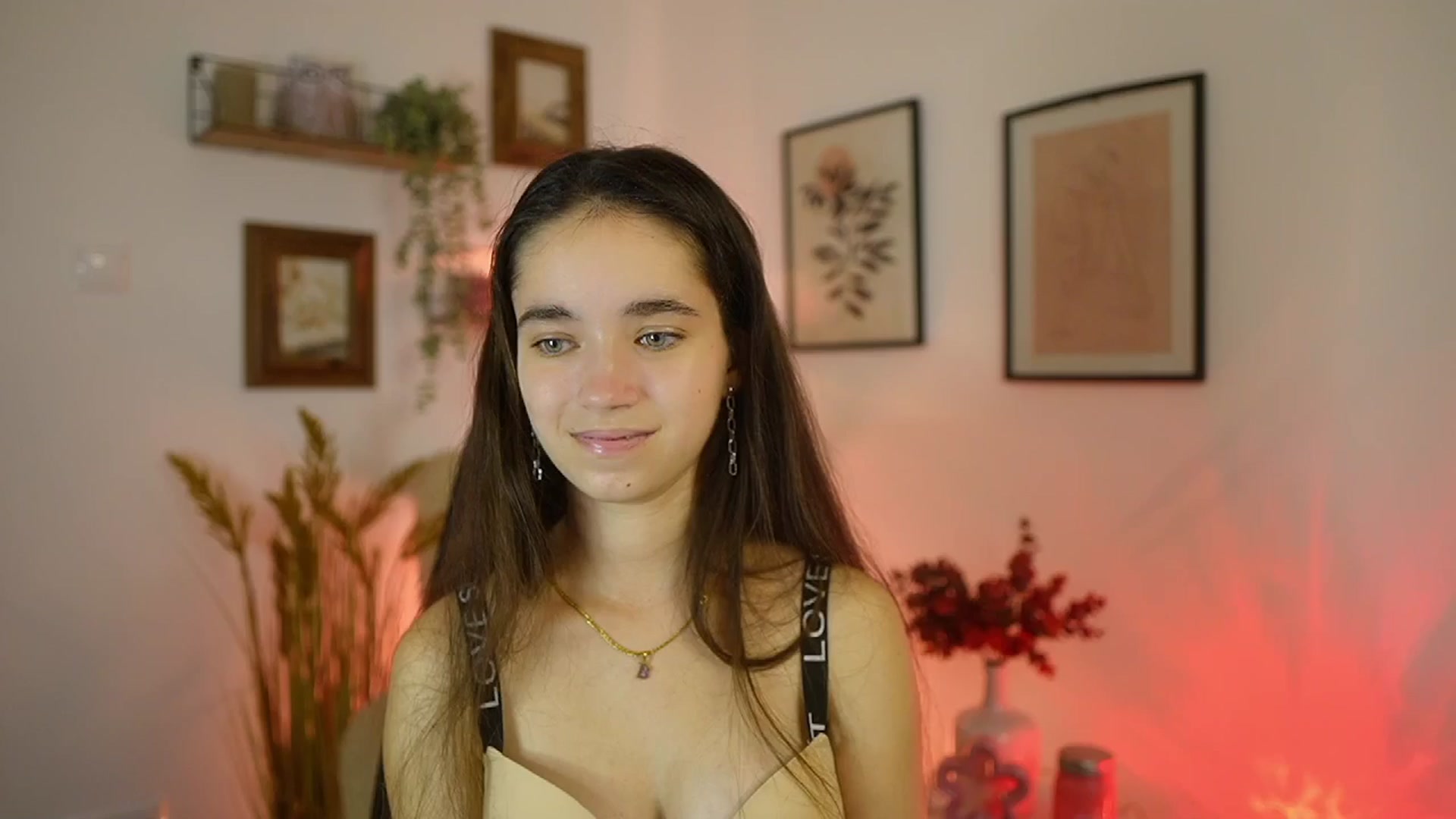 Gallery image thumbnail from Gia_Paige18's myfreecams stream on, 10/02/2025, 15:56 image 7 of 20