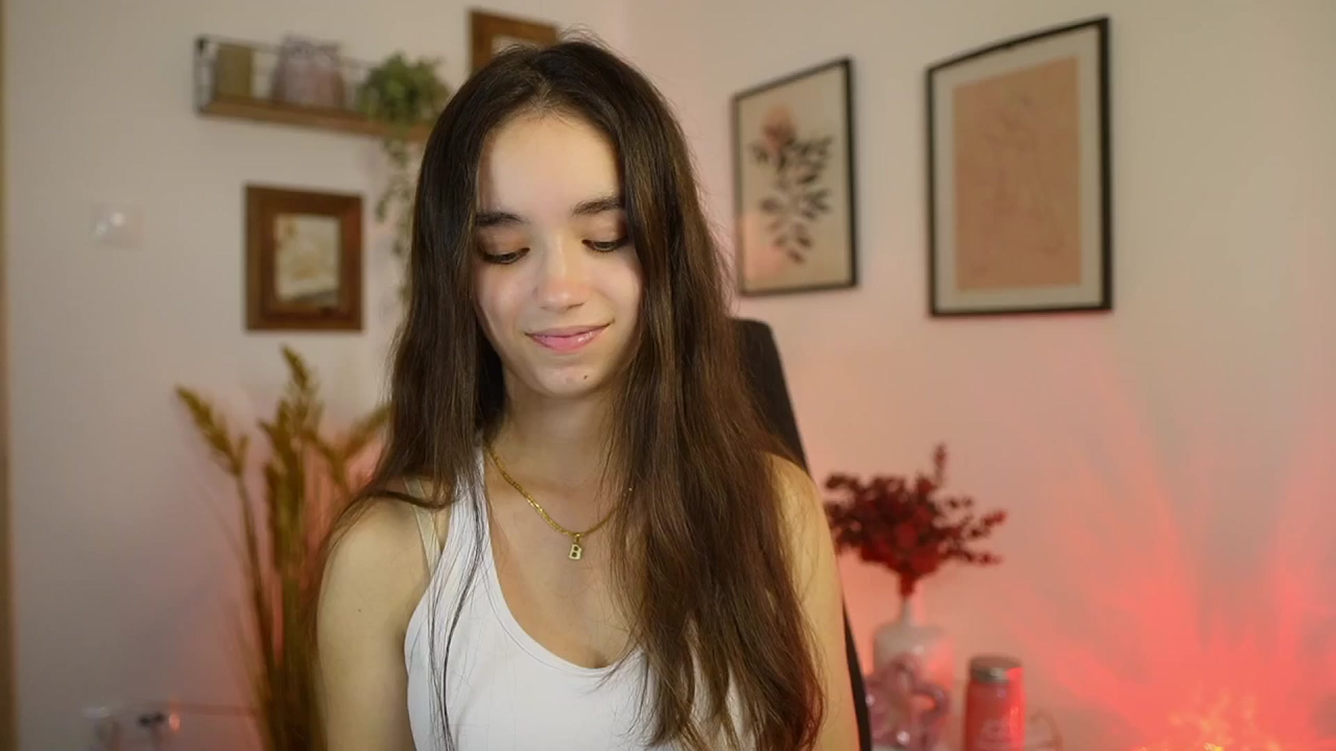 Gallery image thumbnail from Gia_Paige18's myfreecams stream on, 10/05/2025, 11:14 image 11 of 20