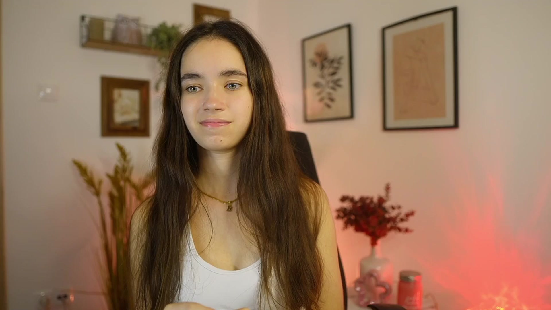 Gallery image thumbnail from Gia_Paige18's myfreecams stream on, 10/05/2025, 17:45 image 2 of 20