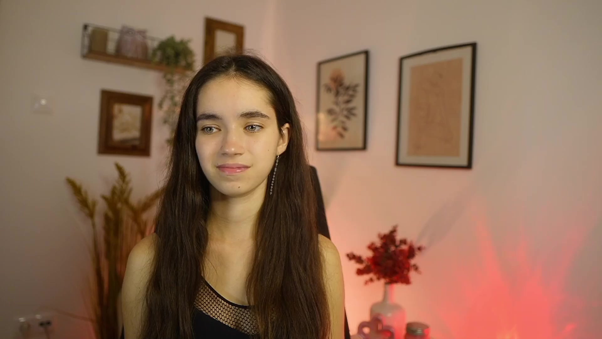 Gallery image thumbnail from Gia_Paige18's myfreecams stream on, 10/10/2025, 16:39 image 12 of 20