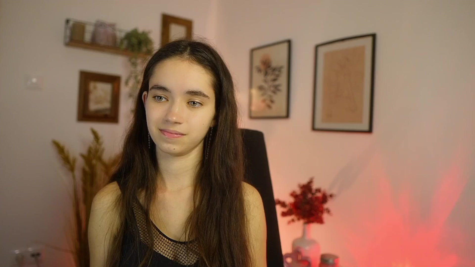Gallery image thumbnail from Gia_Paige18's myfreecams stream on, 10/10/2025, 16:39 image 8 of 20