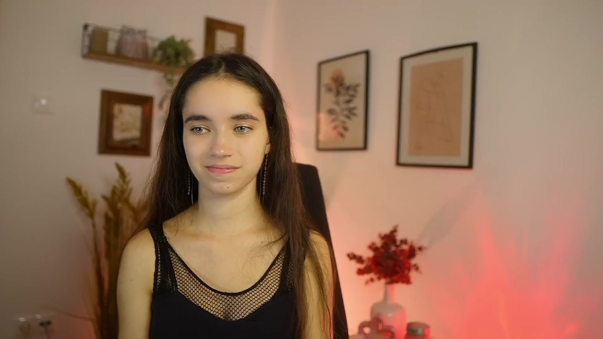 Gallery image thumbnail from Gia_Paige18's myfreecams stream on, 10/10/2025, 17:18 image 4 of 20