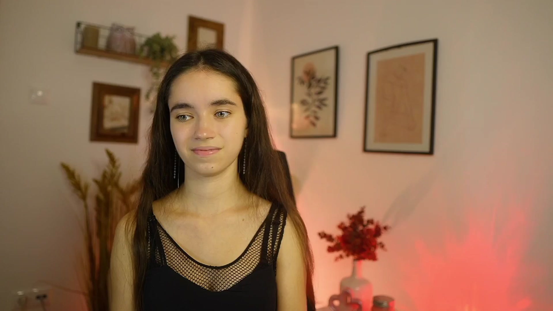 Gallery image thumbnail from Gia_Paige18's myfreecams stream on, 10/10/2025, 17:18 image 18 of 20