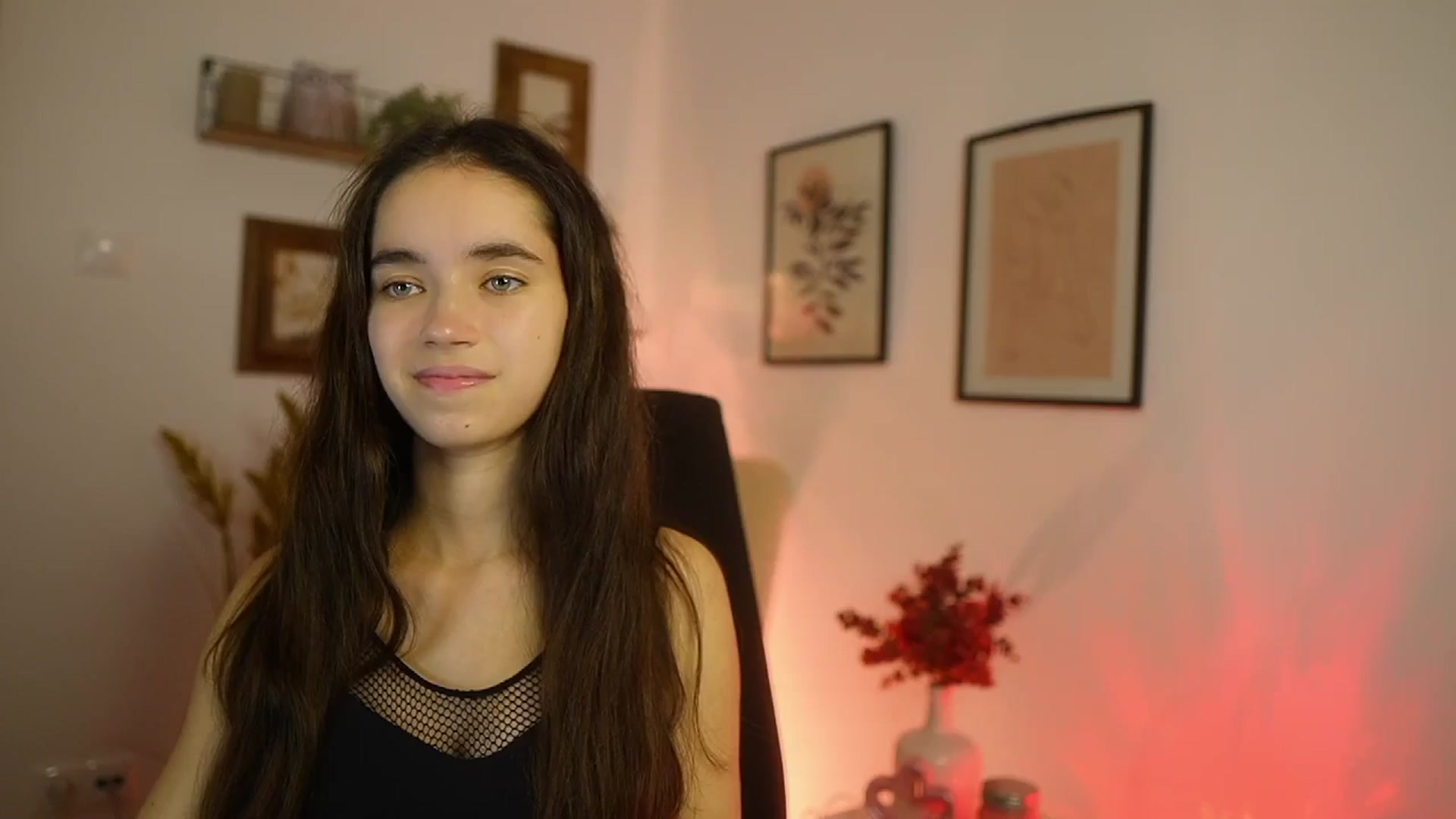 Gallery image thumbnail from Gia_Paige18's myfreecams stream on, 10/10/2025, 17:59 image 17 of 20