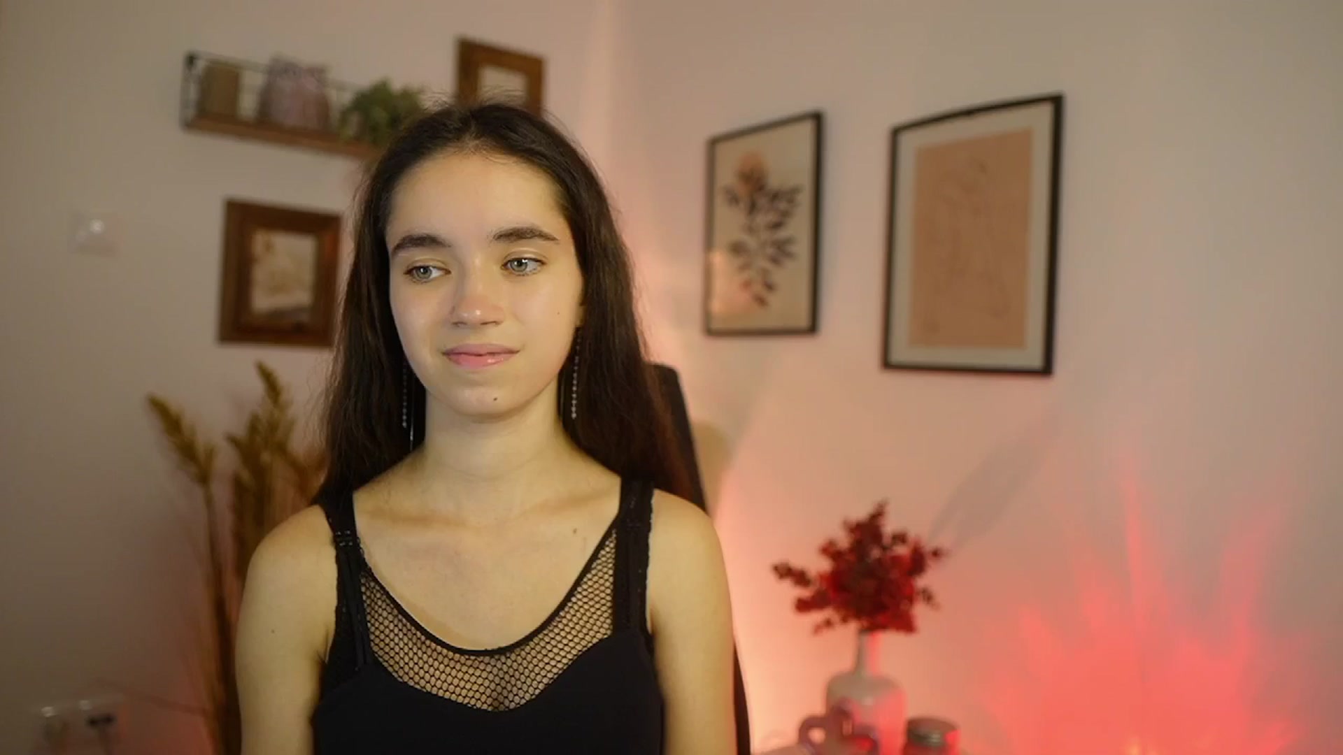 Gallery image thumbnail from Gia_Paige18's myfreecams stream on, 10/10/2025, 17:59 image 1 of 20