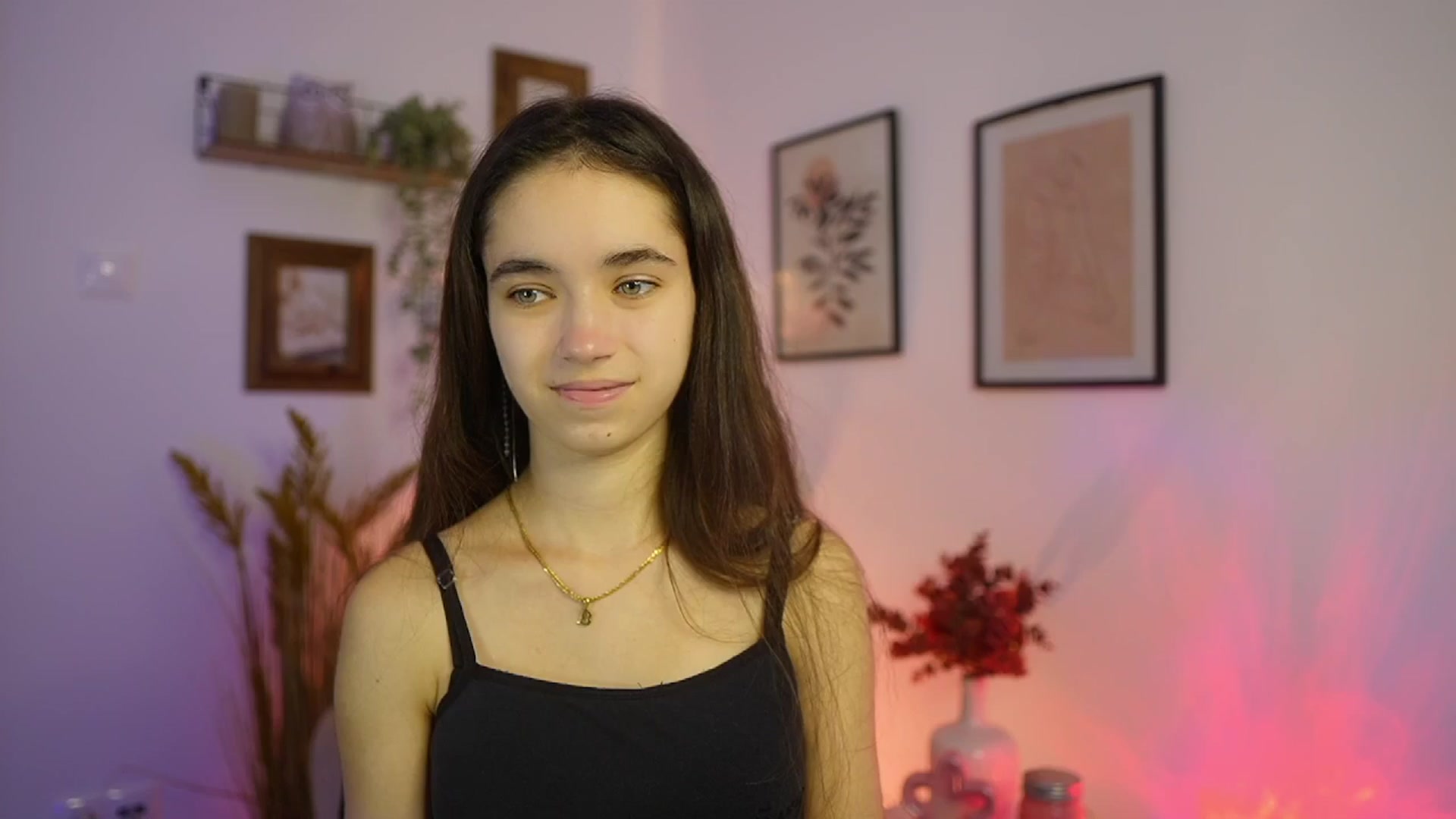 Gallery image thumbnail from Gia_Paige18's myfreecams stream on, 10/11/2025, 14:49 image 12 of 20