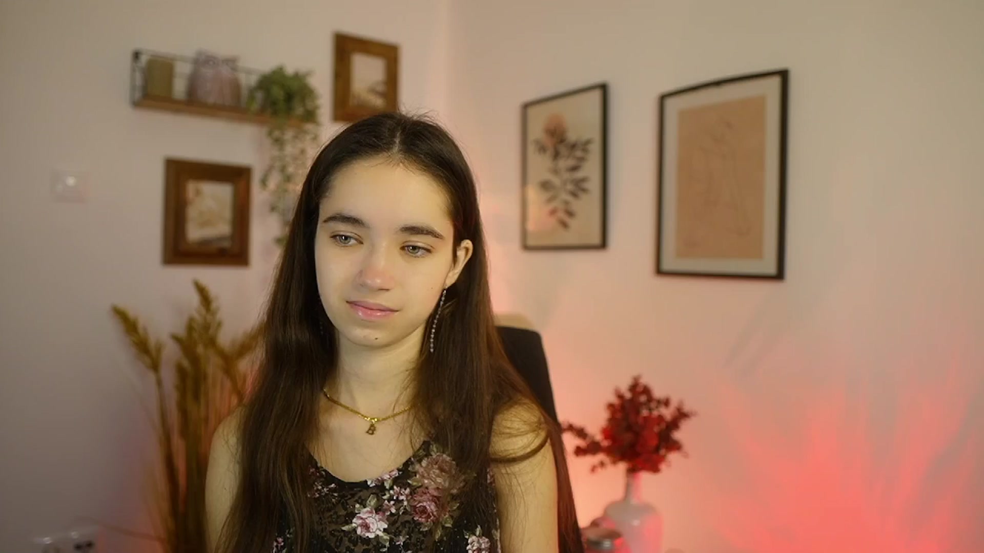Gallery image thumbnail from Gia_Paige18's myfreecams stream on, 10/12/2025, 09:52 image 16 of 20