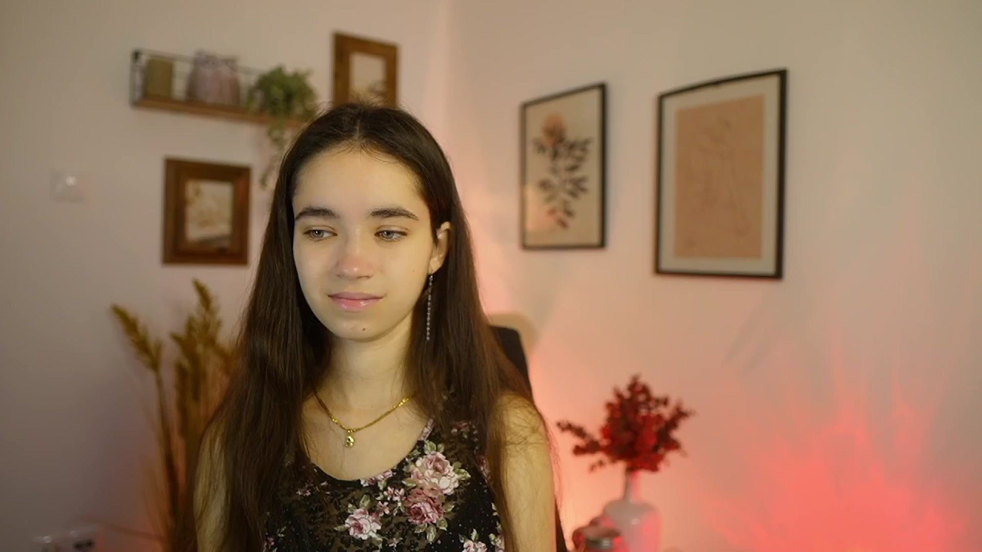 Gallery image thumbnail from Gia_Paige18's myfreecams stream on, 10/12/2025, 09:52 image 9 of 20