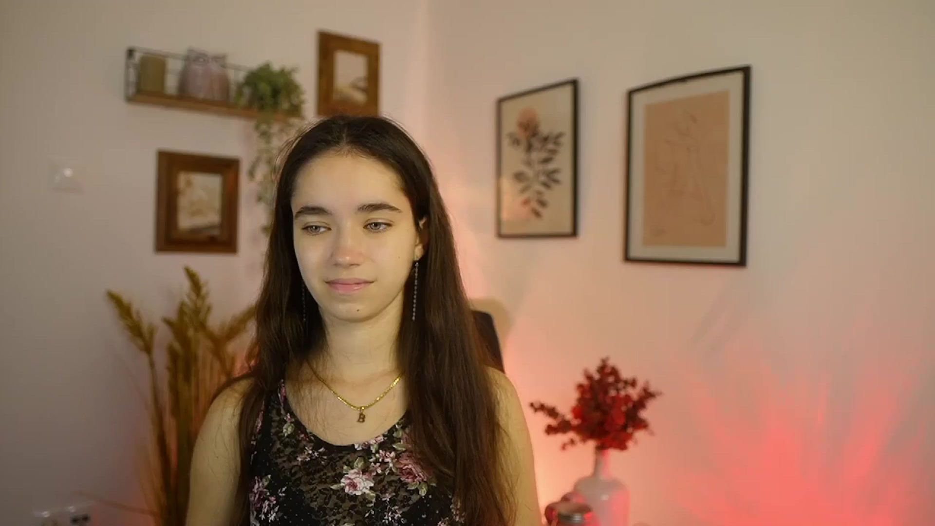 Gallery image thumbnail from Gia_Paige18's myfreecams stream on, 10/12/2025, 11:15 image 14 of 20