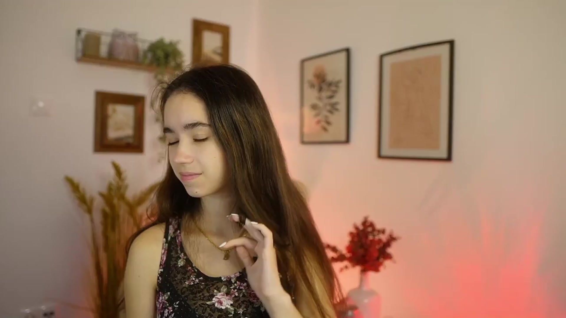 Gallery image thumbnail from Gia_Paige18's myfreecams stream on, 10/12/2025, 11:15 image 8 of 20