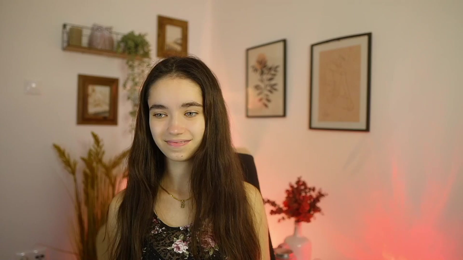 Gallery image thumbnail from Gia_Paige18's myfreecams stream on, 10/12/2025, 12:56 image 7 of 20