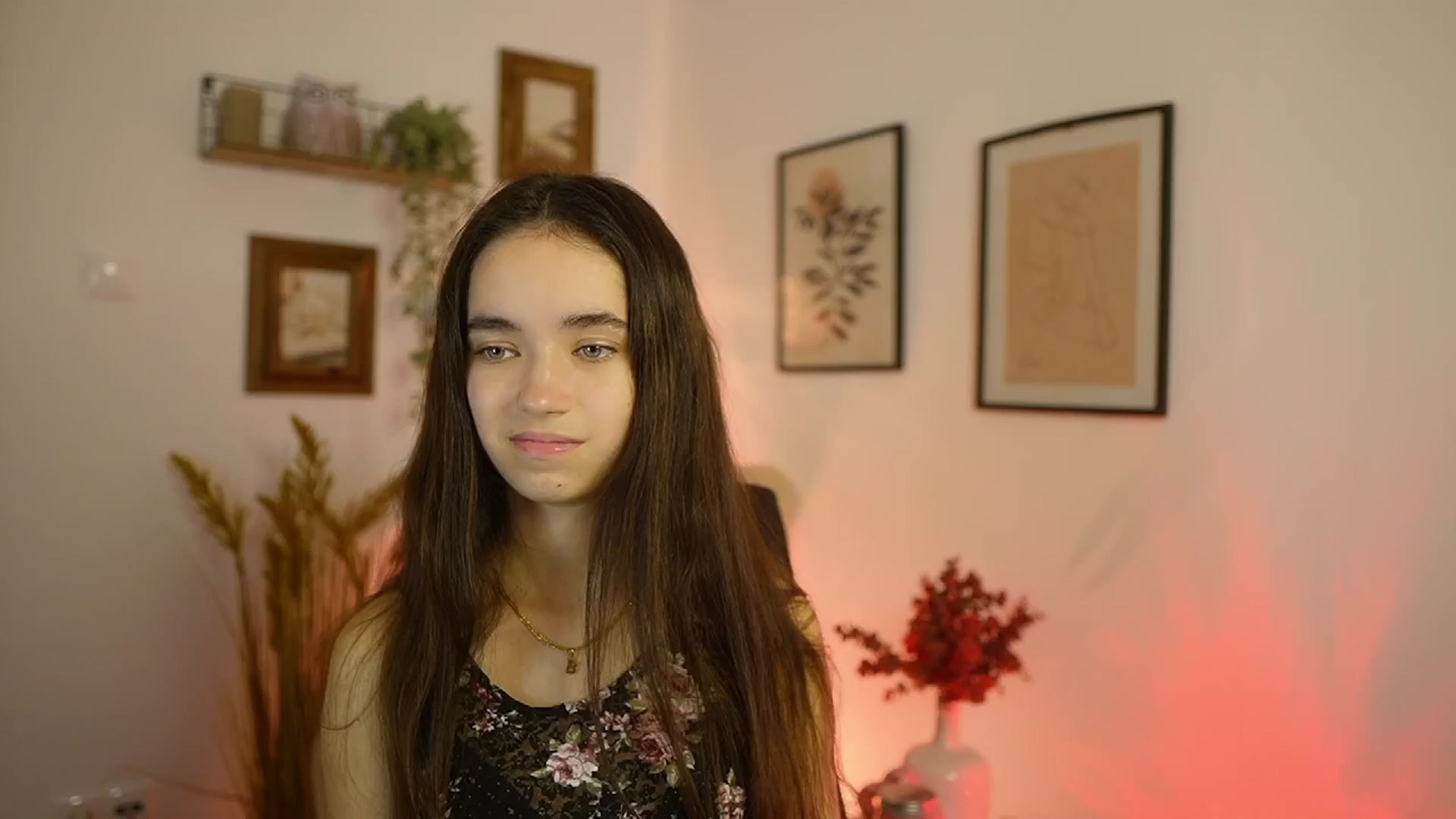 Gallery image thumbnail from Gia_Paige18's myfreecams stream on, 10/12/2025, 17:51 image 7 of 20