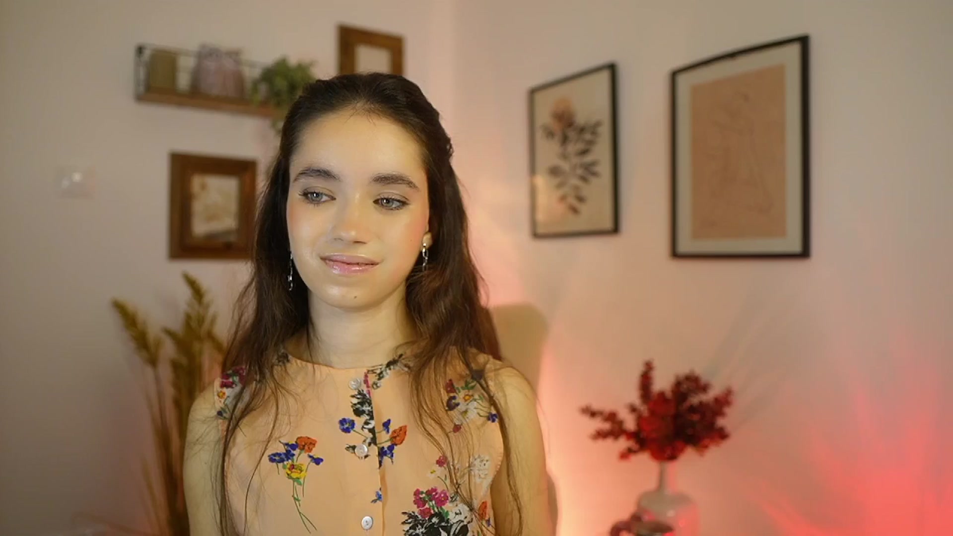 Gallery image thumbnail from Gia_Paige18's myfreecams stream on, 10/14/2025, 17:54 image 6 of 20