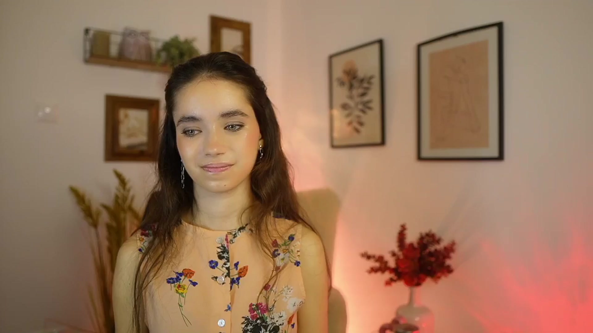 Gallery image thumbnail from Gia_Paige18's myfreecams stream on, 10/14/2025, 17:54 image 17 of 20