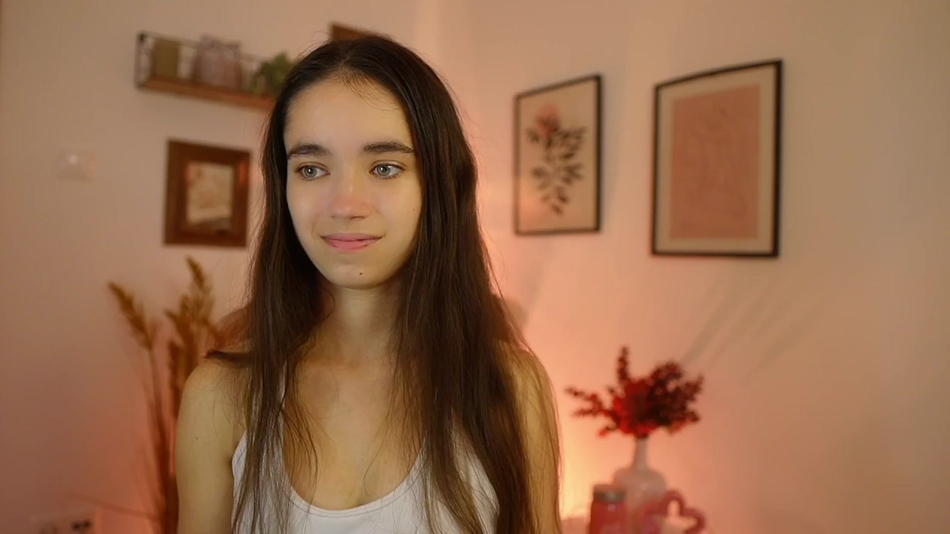 Gallery image thumbnail from Gia_Paige18's myfreecams stream on, 10/16/2025, 17:59 image 1 of 20