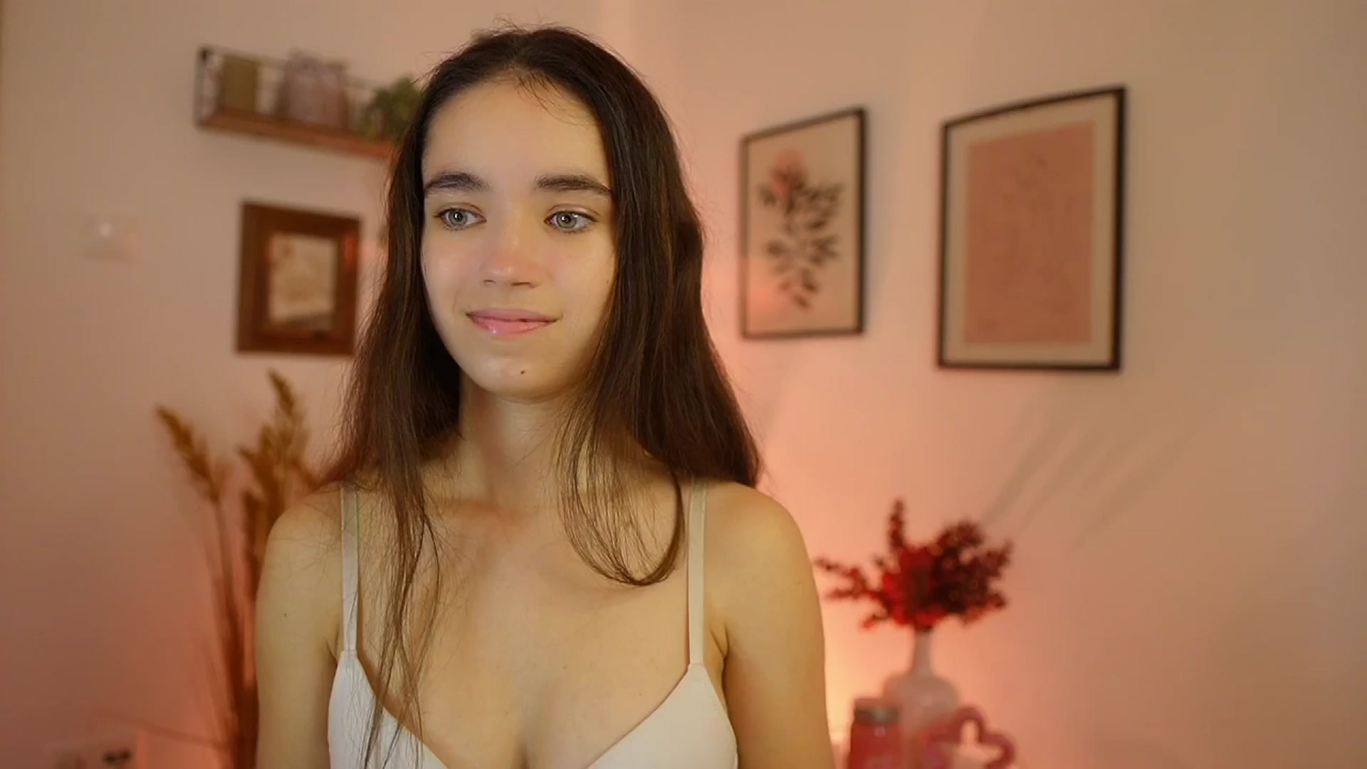 Gallery image thumbnail from Gia_Paige18's myfreecams stream on, 10/16/2025, 17:59 image 4 of 20