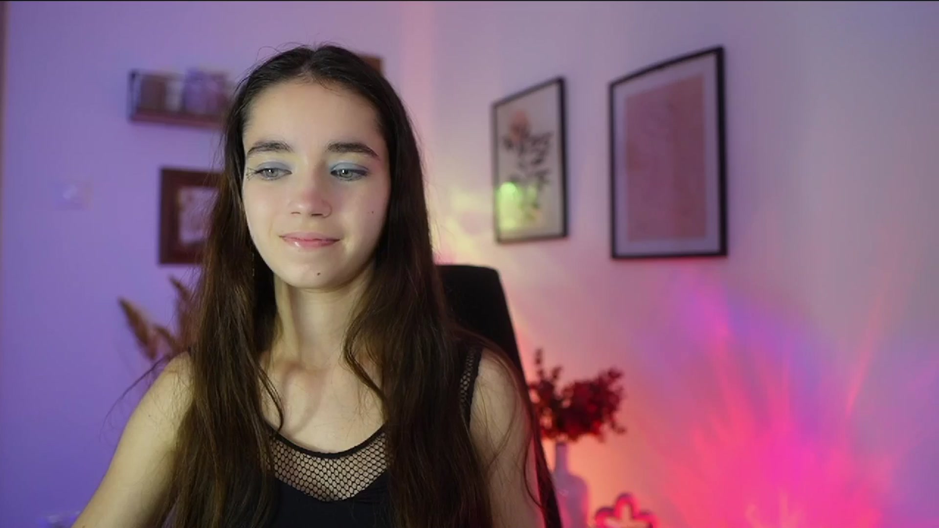 Gallery image thumbnail from Gia_Paige18's myfreecams stream on, 10/31/2025, 10:59 image 5 of 20