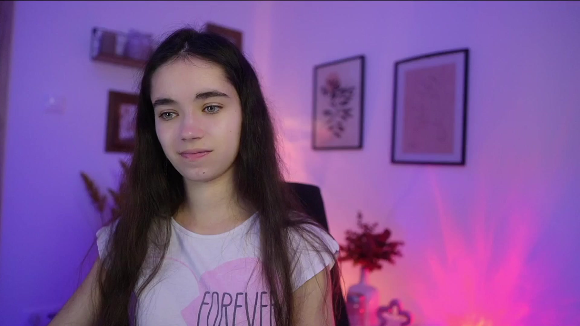 Gallery image thumbnail from Gia_Paige18's myfreecams stream on, 11/02/2025, 11:34 image 6 of 20