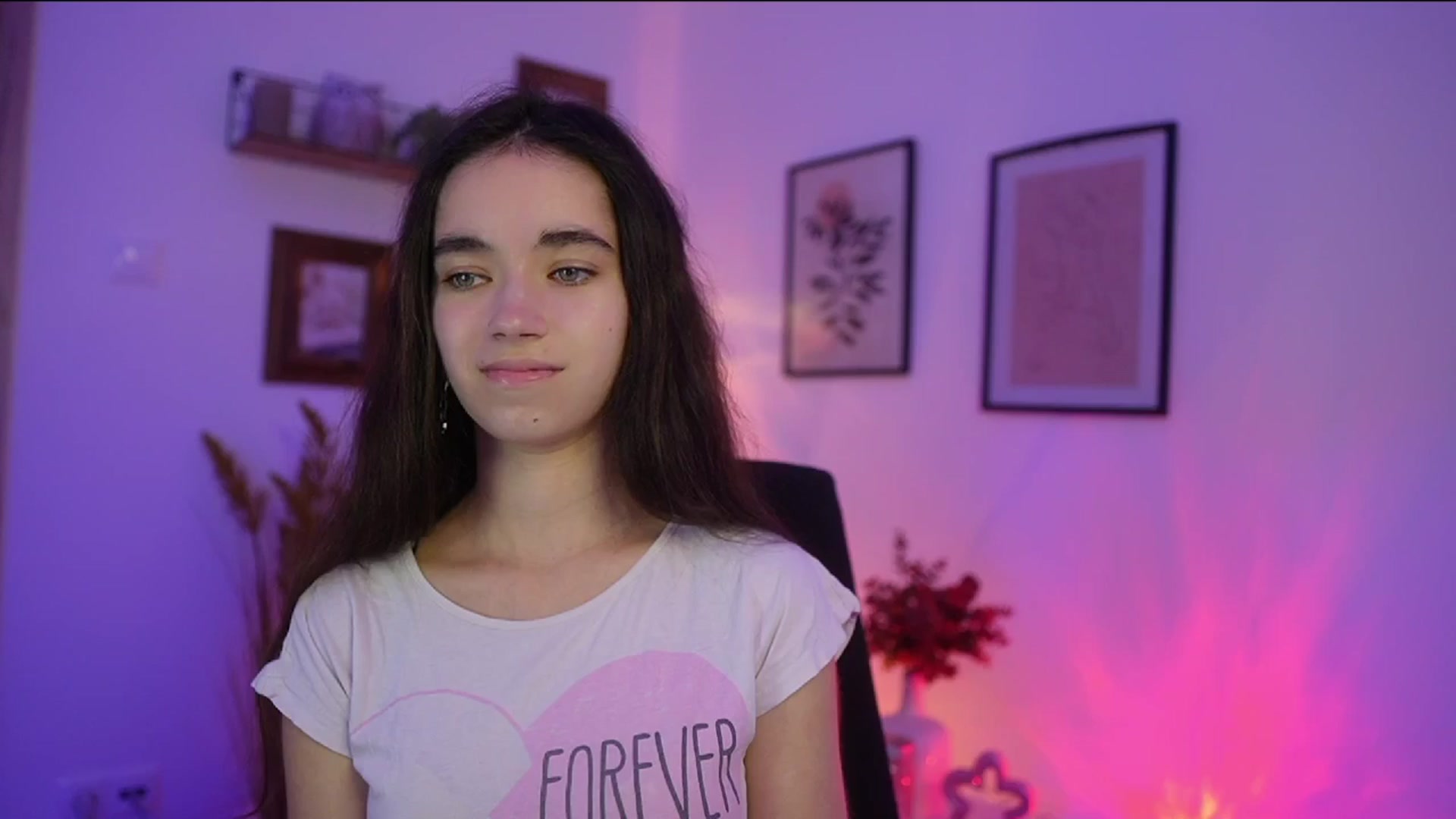 Gallery image thumbnail from Gia_Paige18's myfreecams stream on, 11/02/2025, 12:16 image 16 of 20