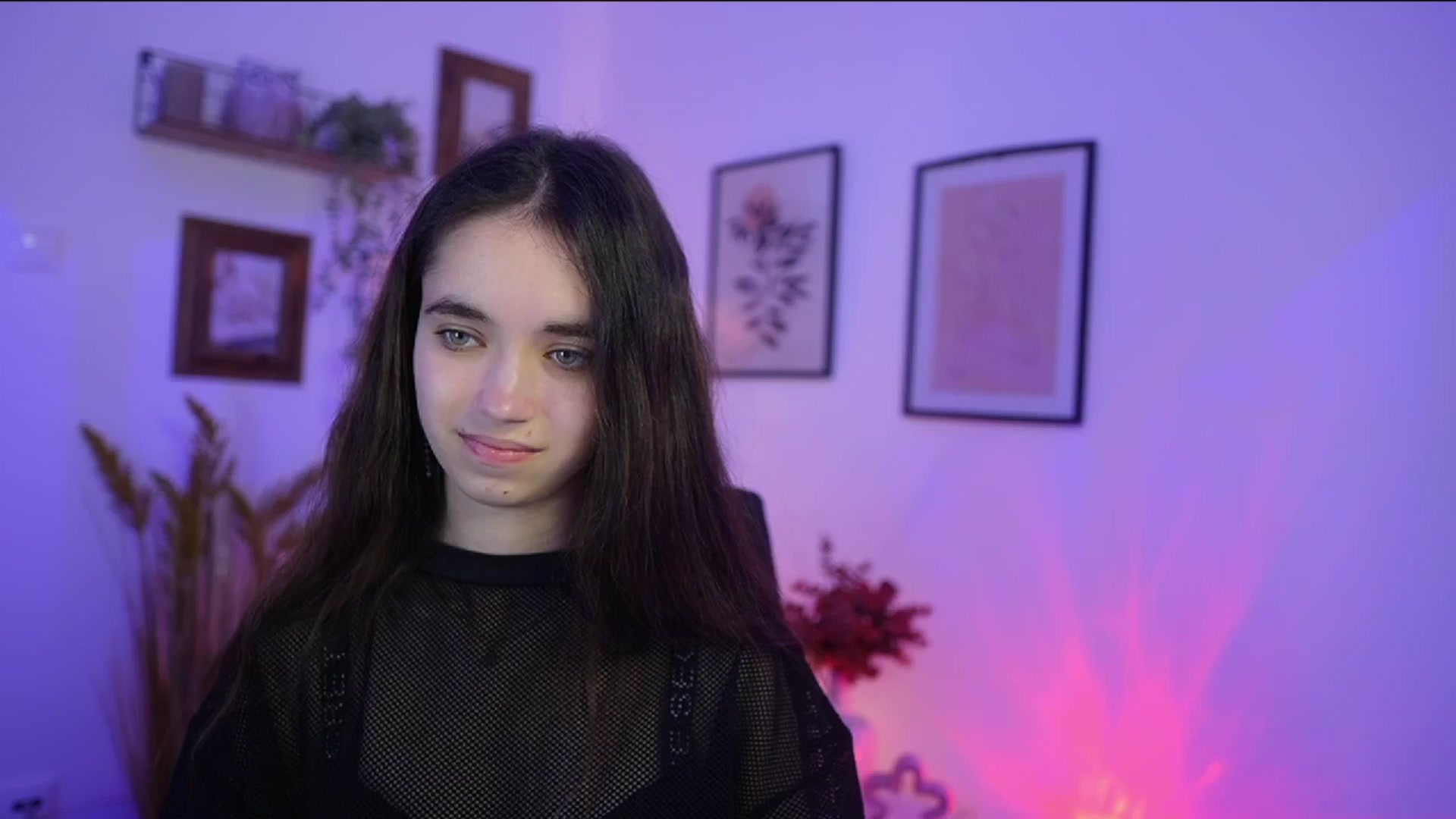 Gallery image thumbnail from Gia_Paige18's myfreecams stream on, 11/06/2025, 14:11 image 1 of 20