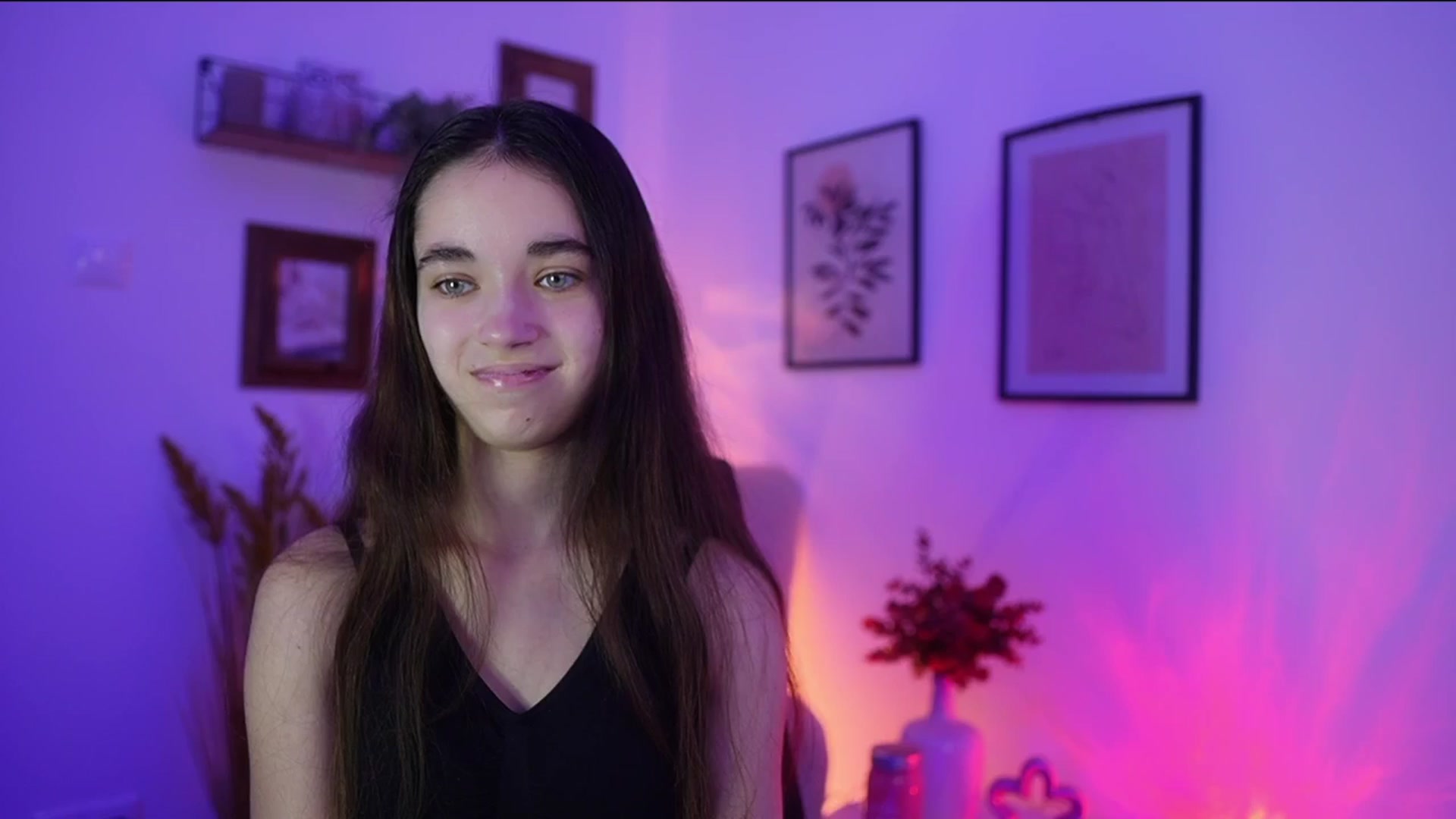 Gallery image thumbnail from Gia_Paige18's myfreecams stream on, 11/09/2025, 15:30 image 16 of 20
