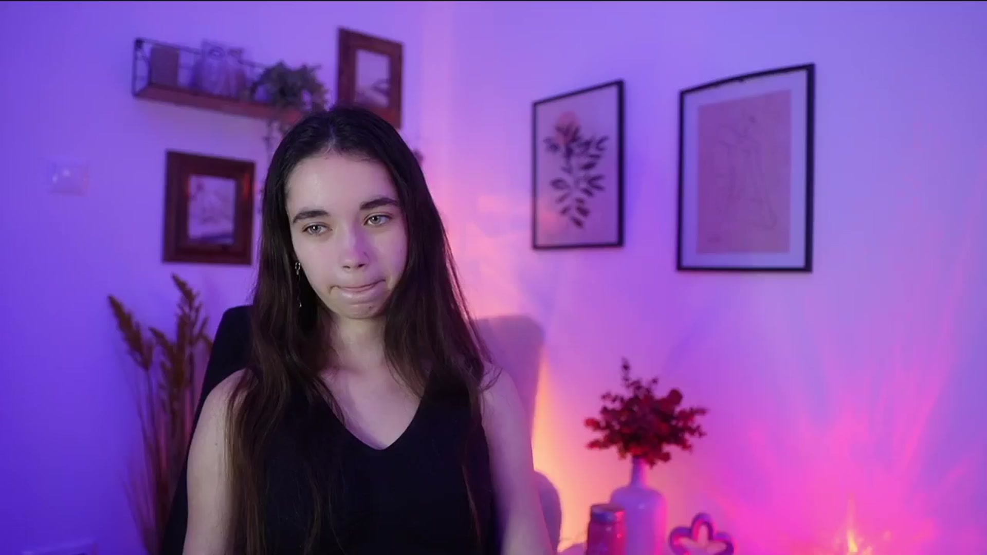 Gallery image thumbnail from Gia_Paige18's myfreecams stream on, 11/09/2025, 22:02 image 6 of 20