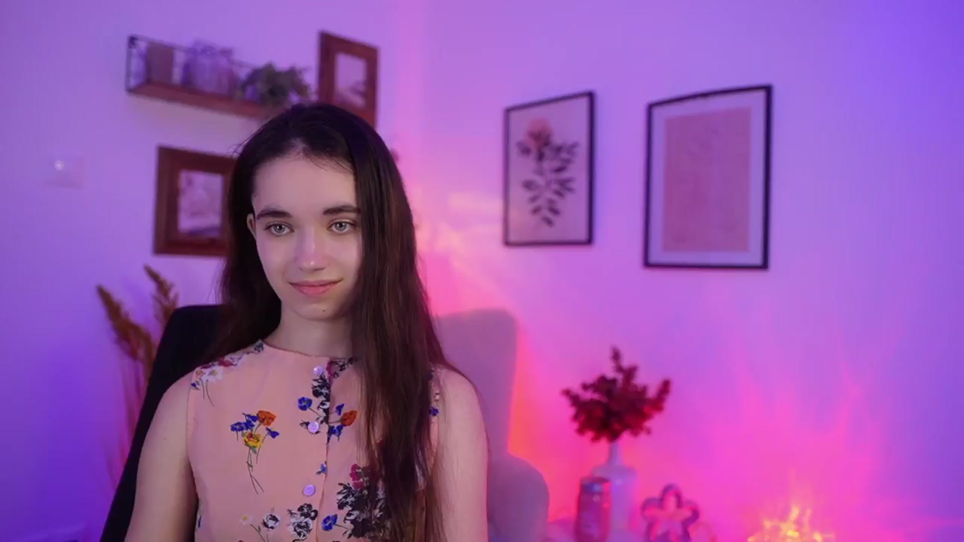 Gallery image thumbnail from Gia_Paige18's myfreecams stream on, 11/20/2025, 02:31 image 15 of 20