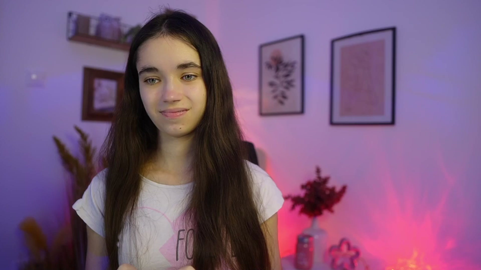 Gallery image thumbnail from Gia_Paige18's myfreecams stream on, 11/24/2025, 14:29 image 14 of 20