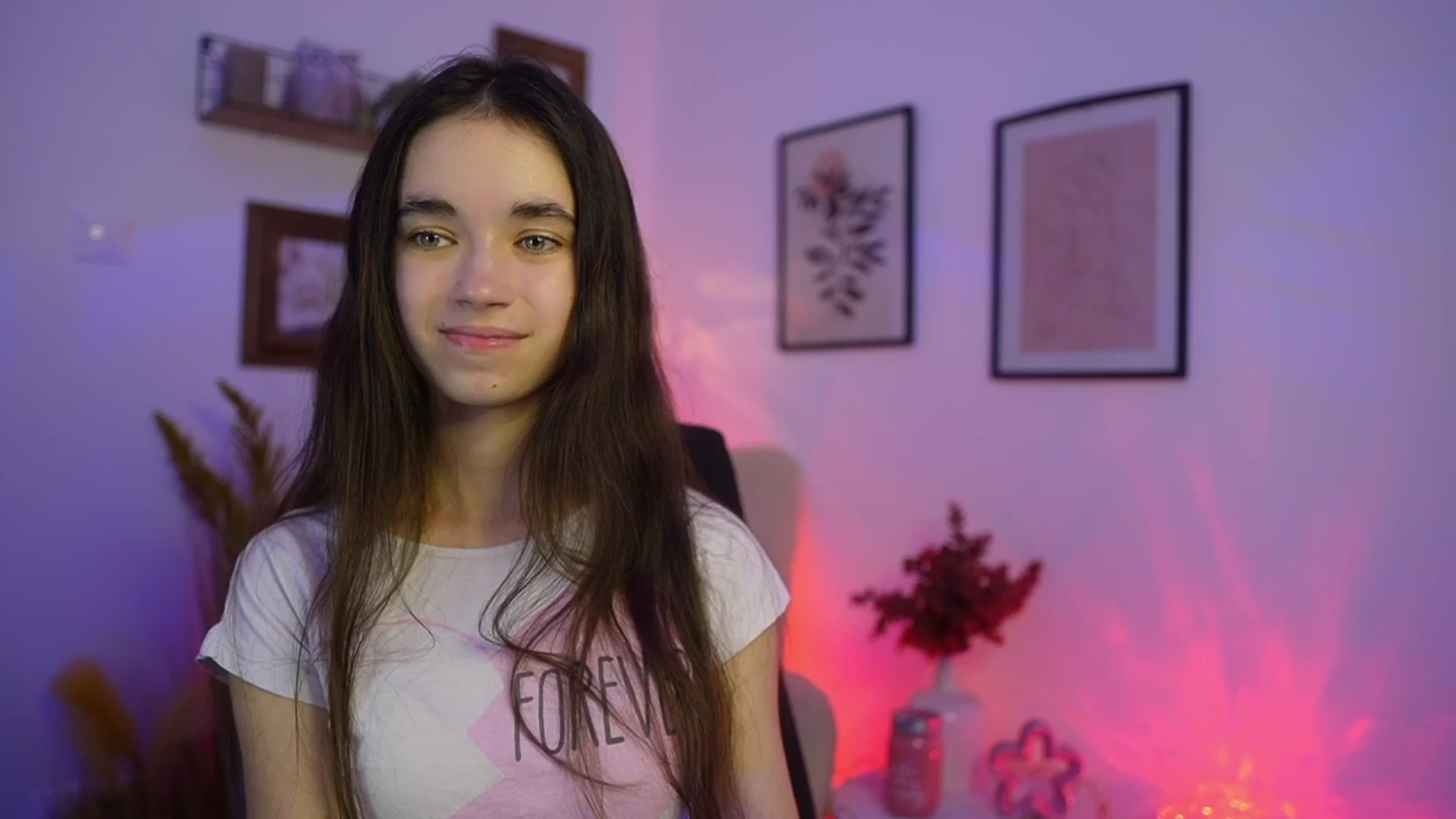 Gallery image thumbnail from Gia_Paige18's myfreecams stream on, 11/24/2025, 19:07 image 18 of 20