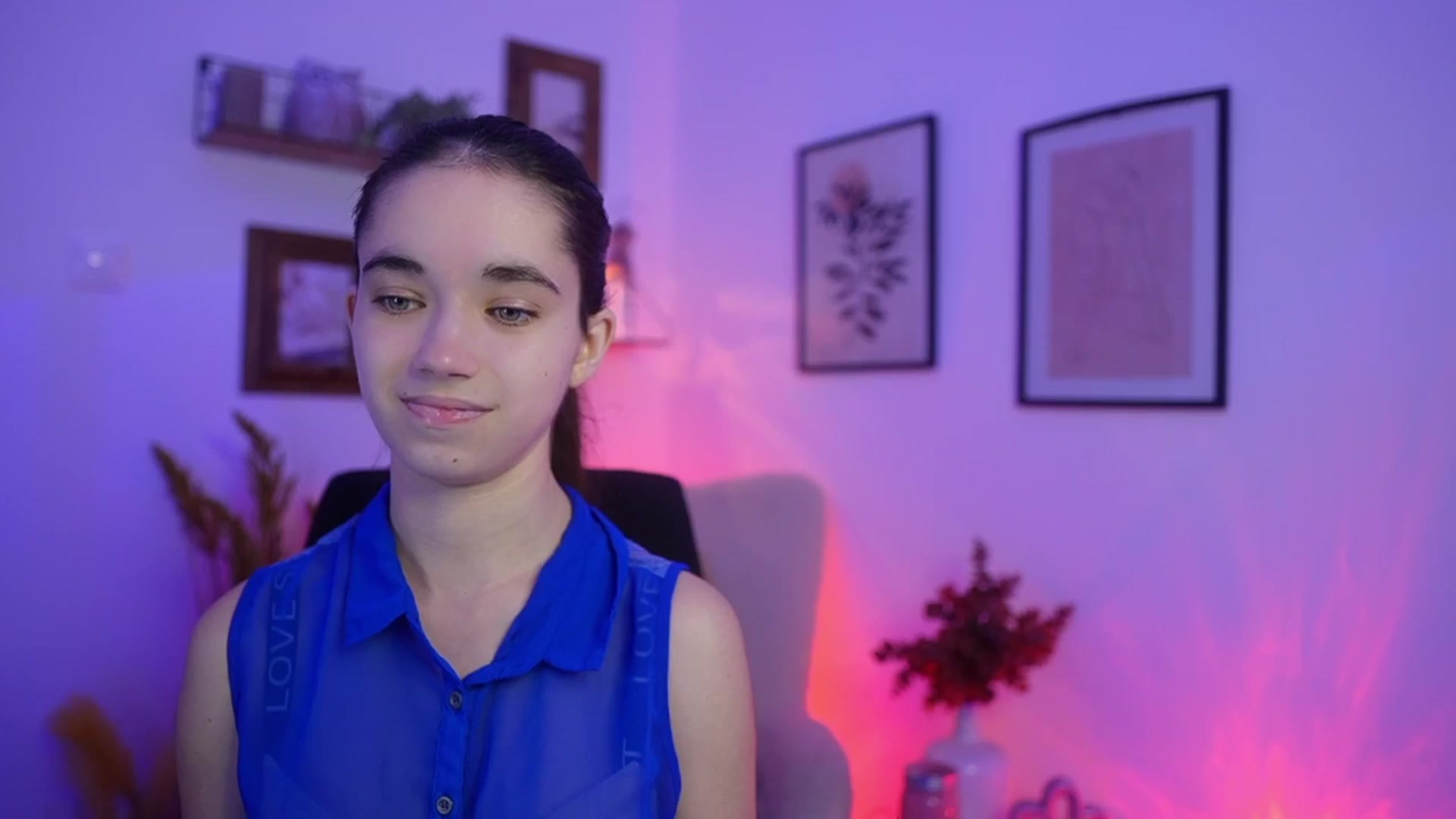 Gallery image thumbnail from Gia_Paige18's myfreecams stream on, 11/27/2025, 17:53 image 5 of 20