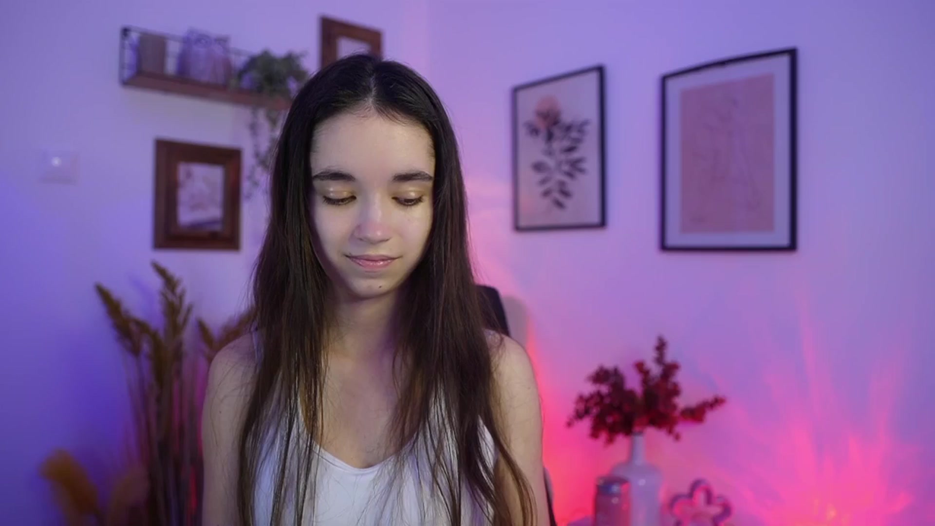Gallery image thumbnail from Gia_Paige18's myfreecams stream on, 11/30/2025, 16:54 image 7 of 20