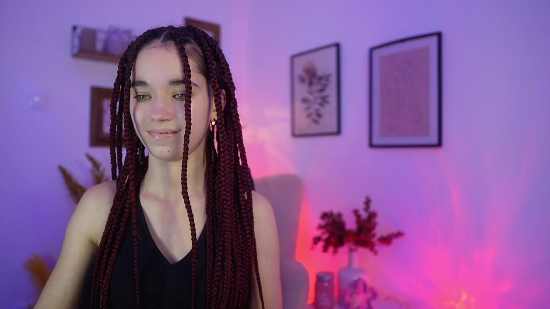 Gallery image thumbnail from Gia_Paige18's myfreecams stream on, 12/06/2025, 14:31 image 17 of 20