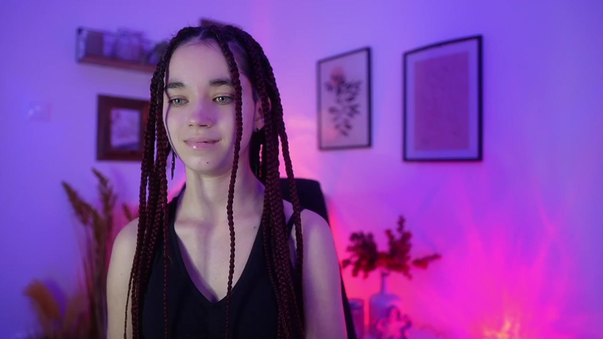 Gallery image thumbnail from Gia_Paige18's myfreecams stream on, 12/06/2025, 14:31 image 3 of 20