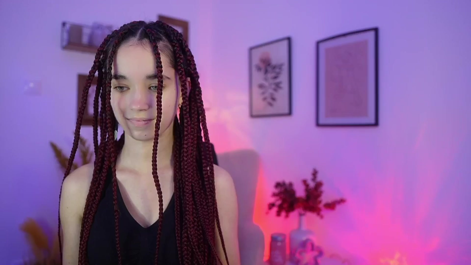 Gallery image thumbnail from Gia_Paige18's myfreecams stream on, 12/06/2025, 14:31 image 18 of 20